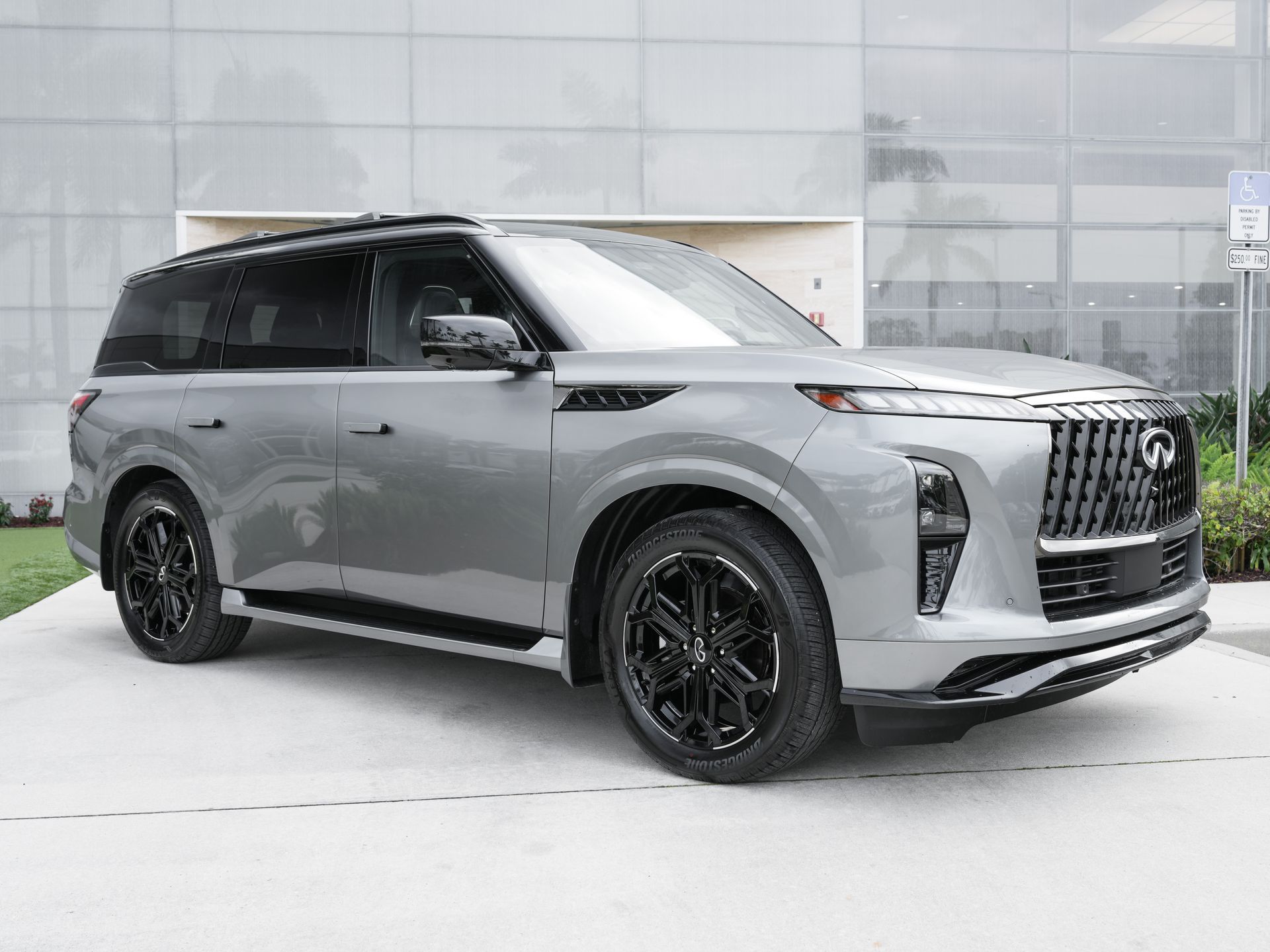 used 2026 INFINITI QX80 car, priced at $86,500