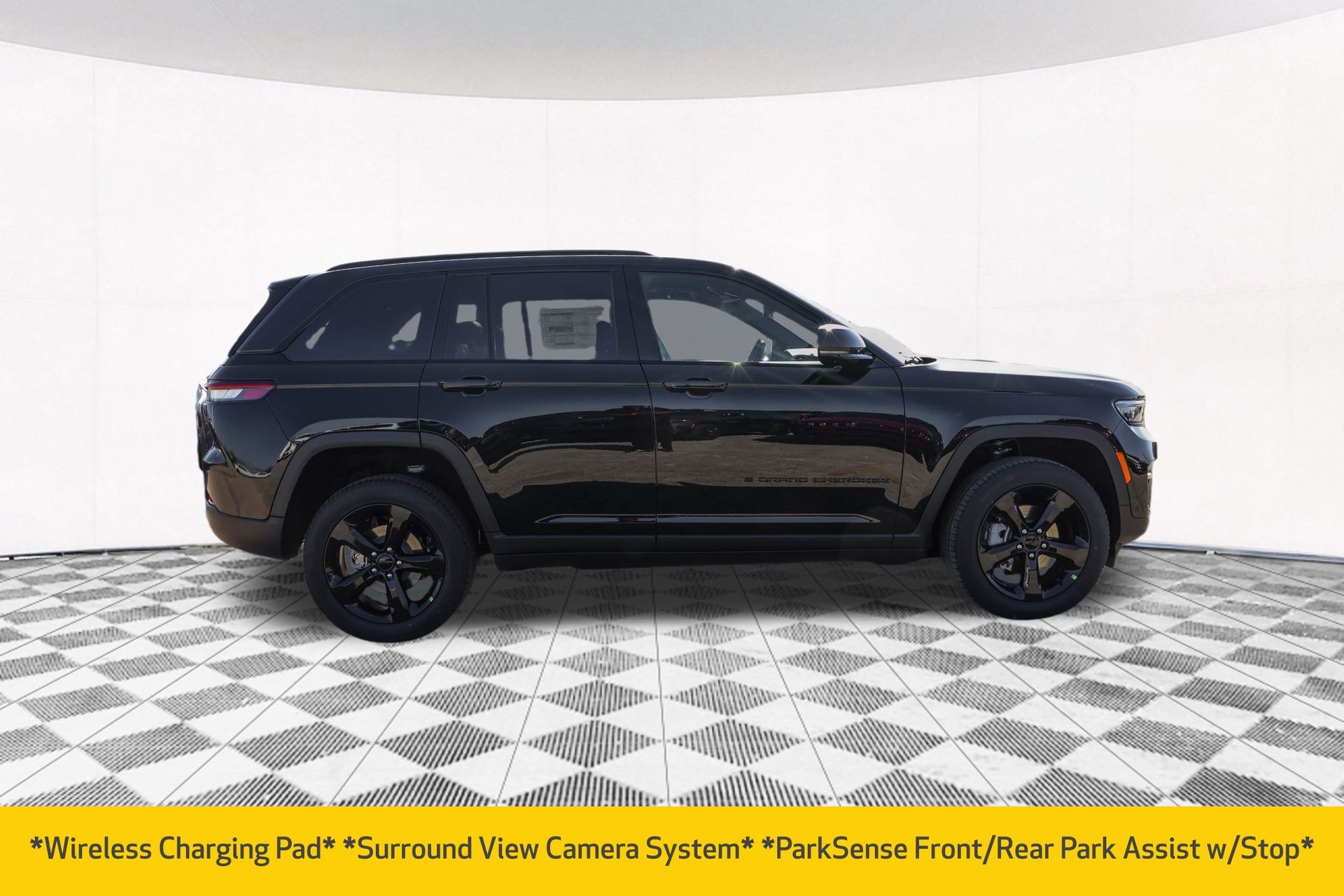 2025 JEEP GRAND CHEROKEE - Image 13