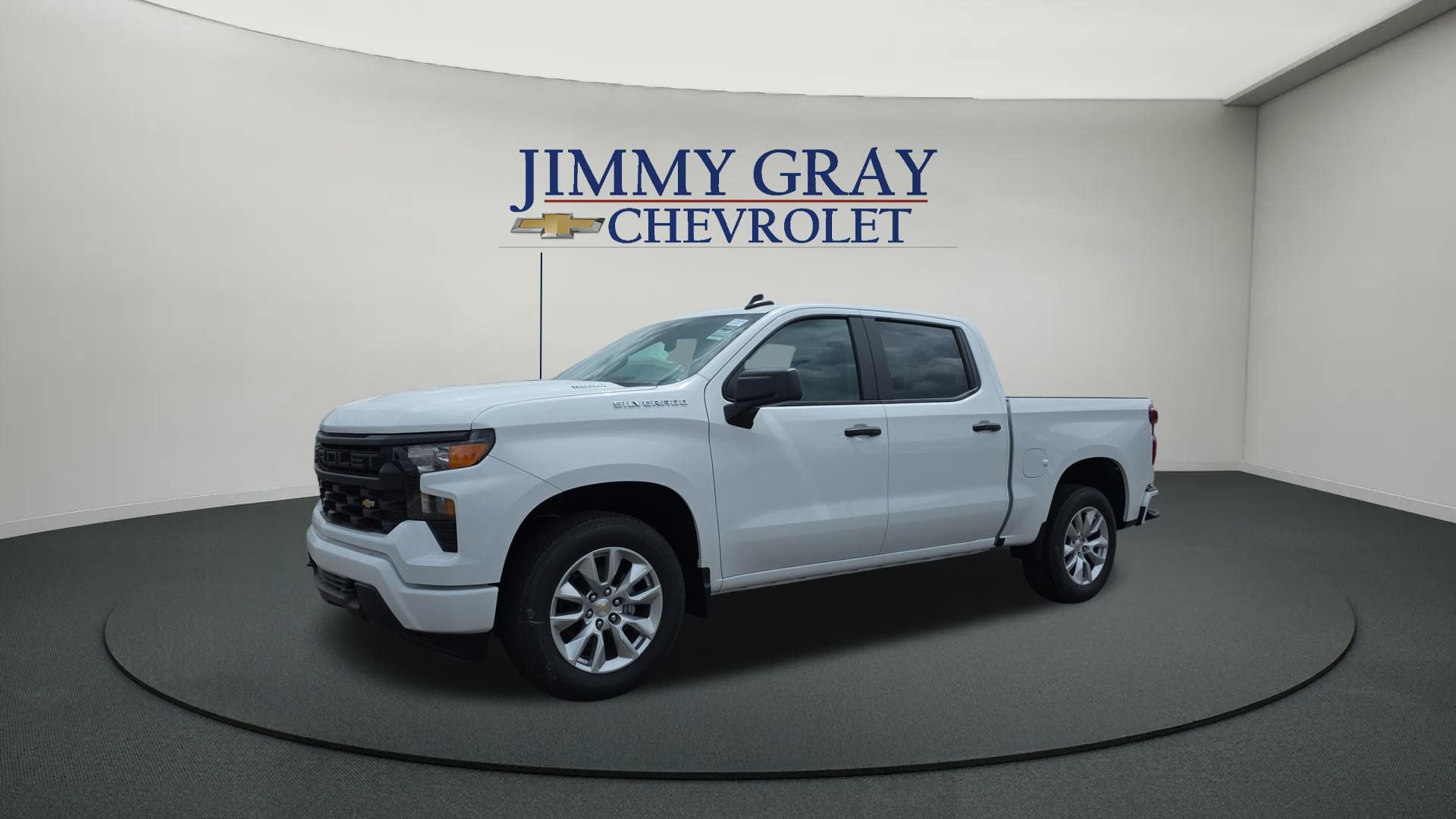 Summit White 2026 Chevrolet Silverado 1500 Pickup Truck 4X2 8-Speed Automatic