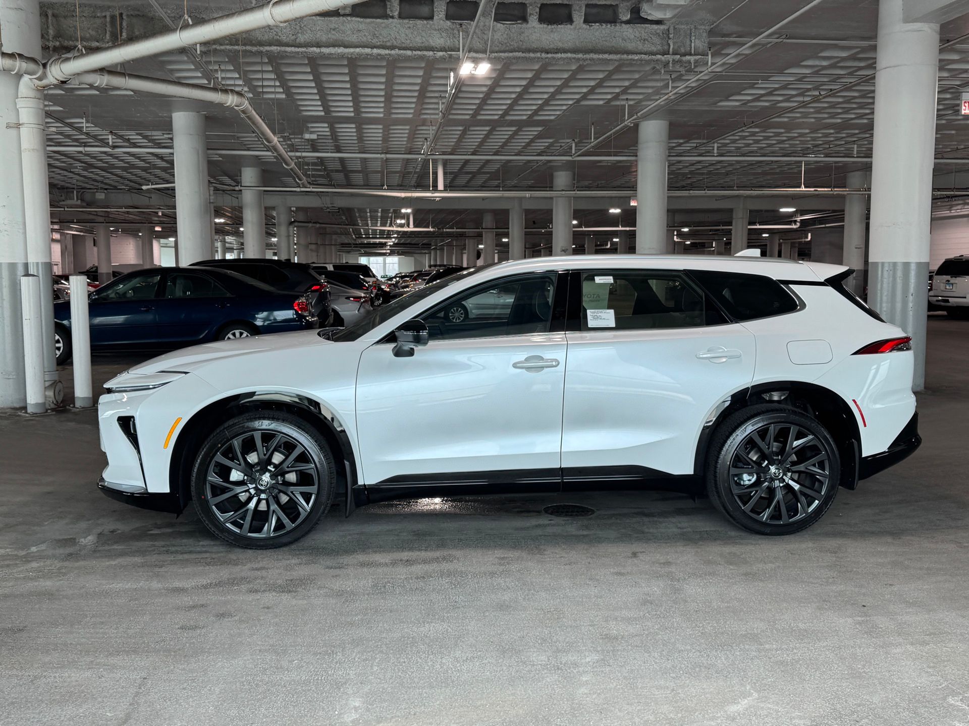 View vehicle photo 6