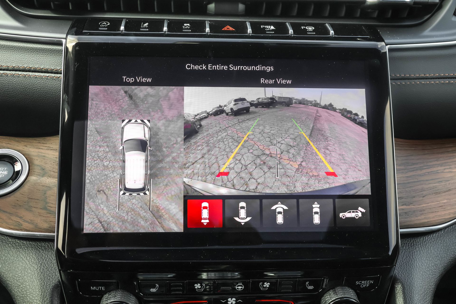 2025 JEEP GRAND CHEROKEE - Image 16