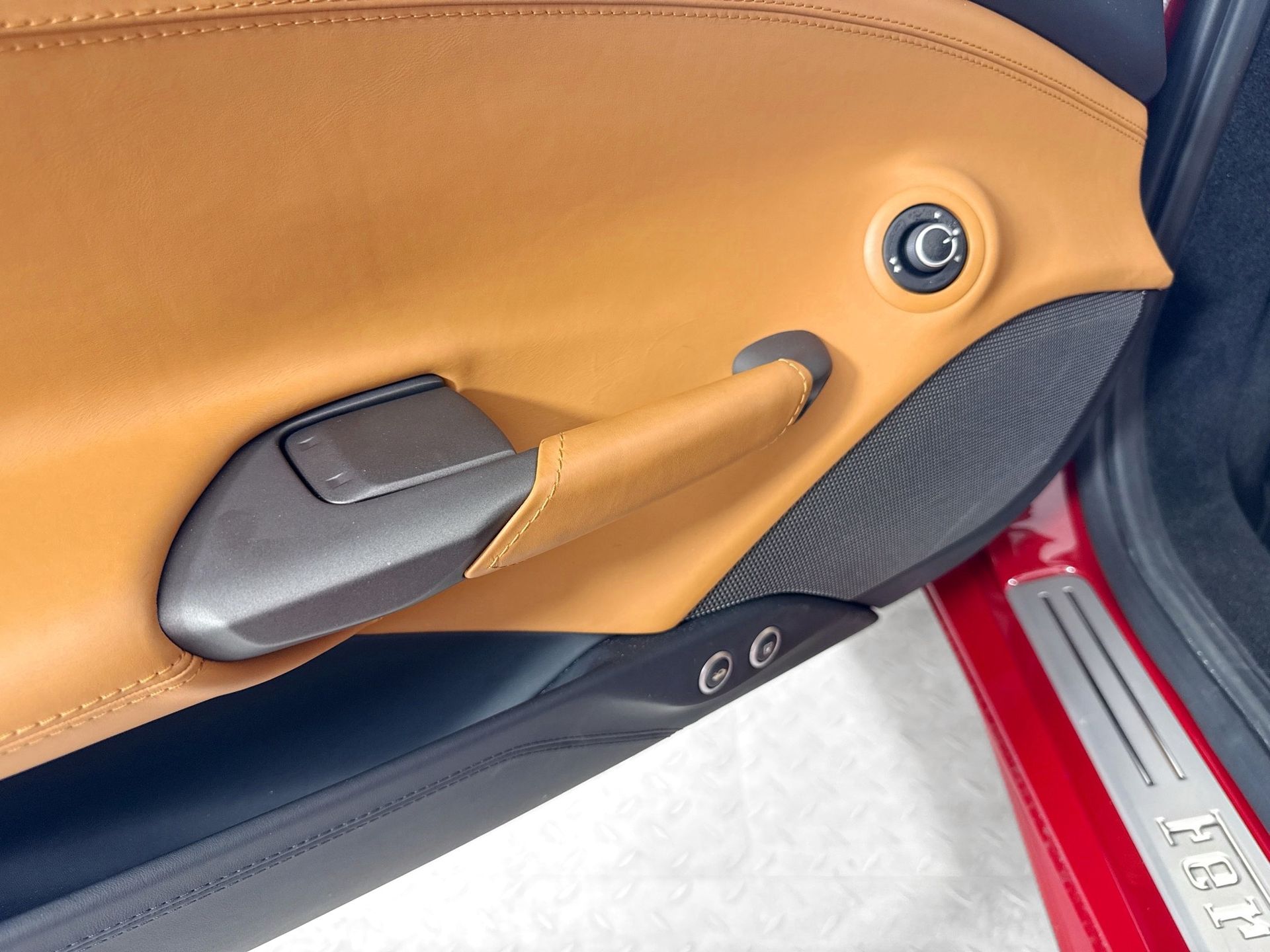 Certified Used 2019 Rosso Mugello Ferrari Base image 16