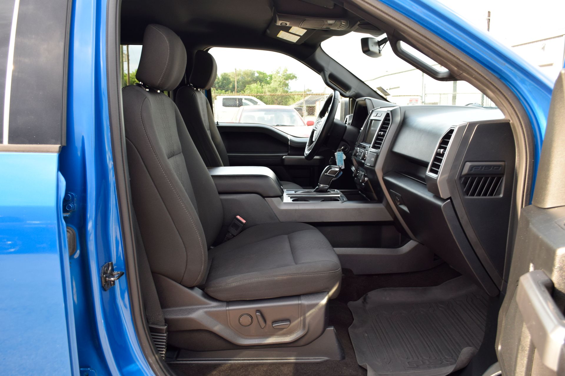 2019 Ford F-150 XLT Blue at EAG Ford Navasota