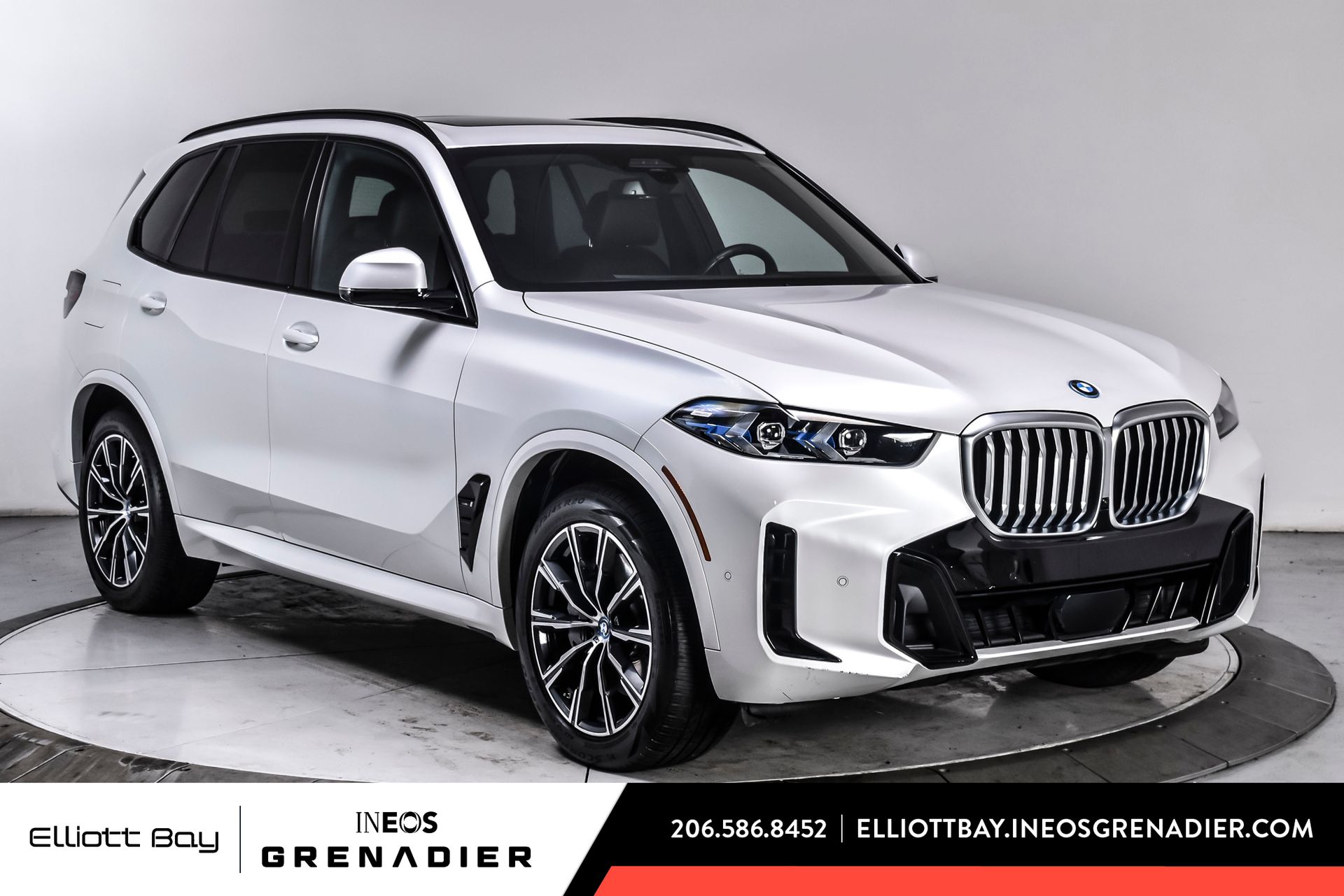 Mineral White Metallic 2024 BMW X5 xDrive50e AWD SUV / Crossover All-Wheel Drive 8-Speed Automatic