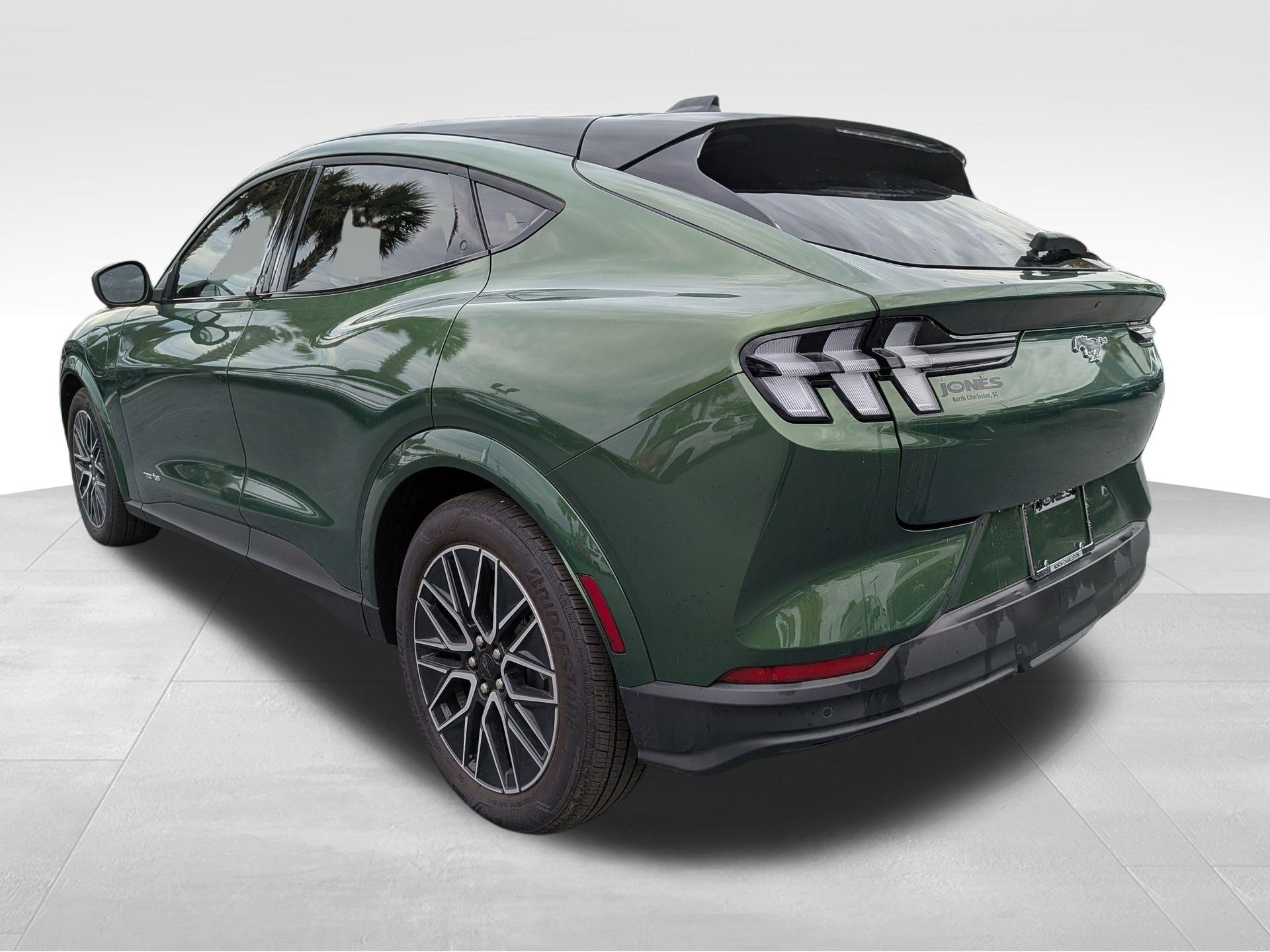 2025 Ford Mustang Mach-E Premium - 6