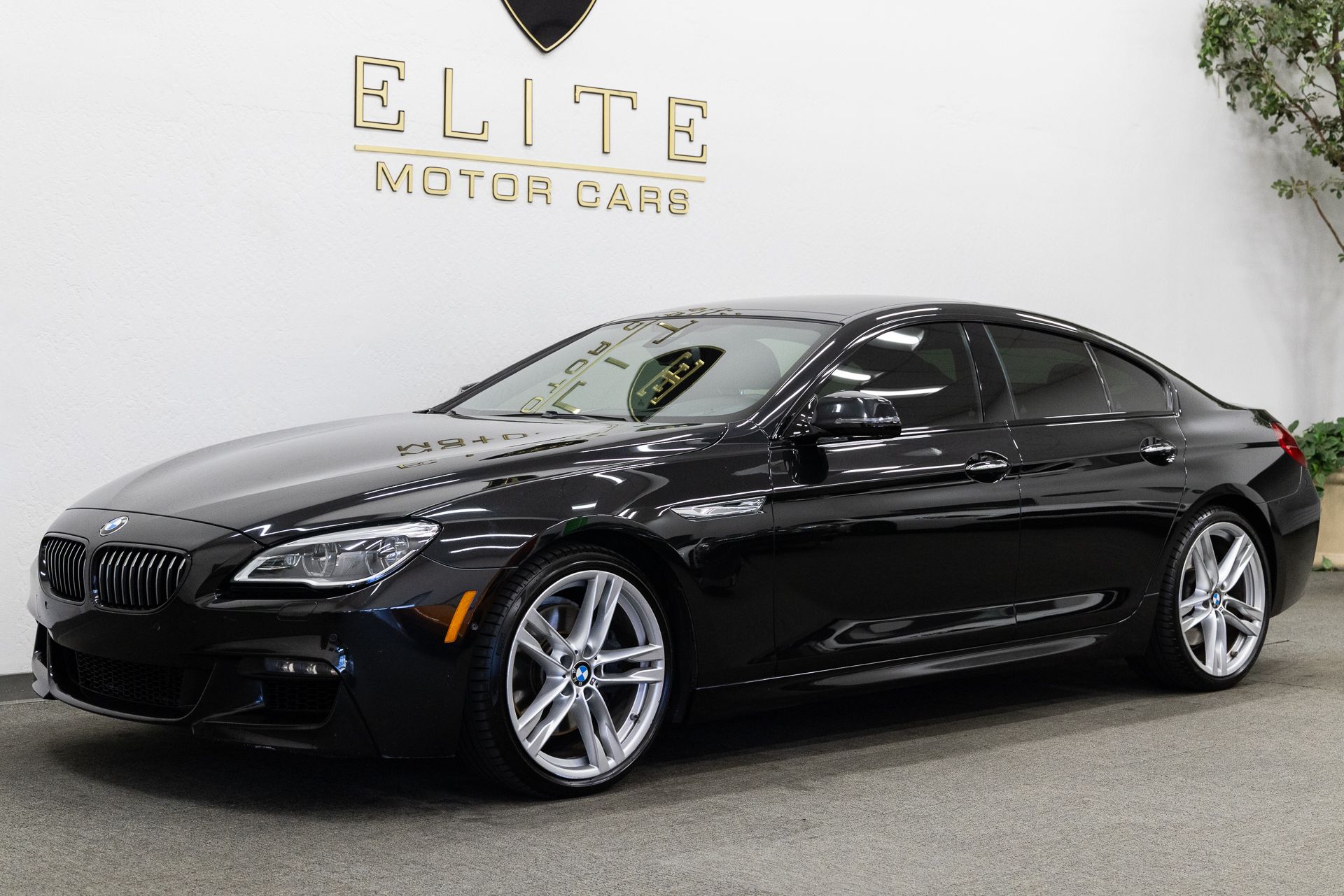 Black Sapphire Metallic 2017 BMW 6 Series Sedan Rear-Wheel Drive 8-Speed Automatic
