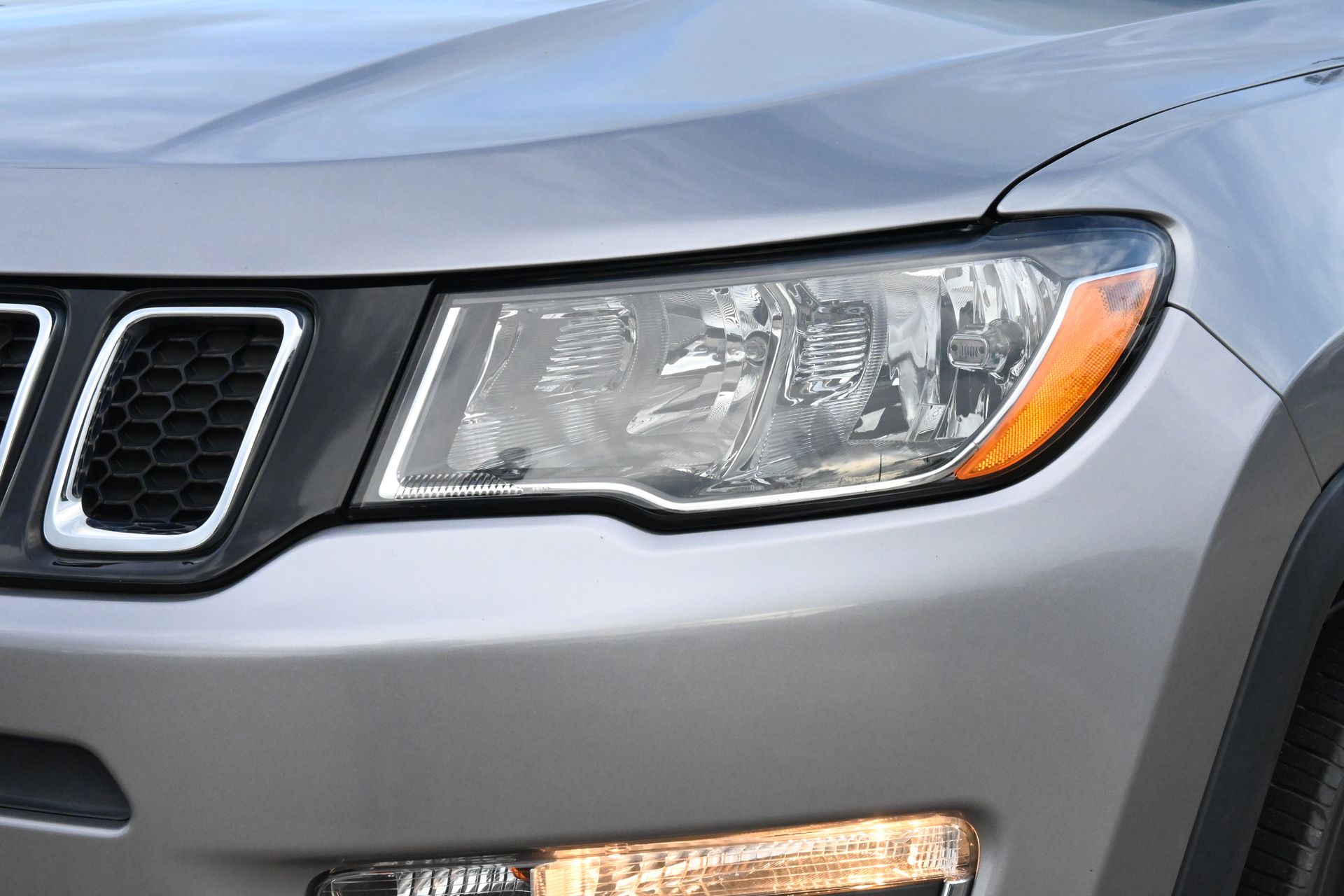 2018 Jeep Compass Limited Silver at Bravo Nissan