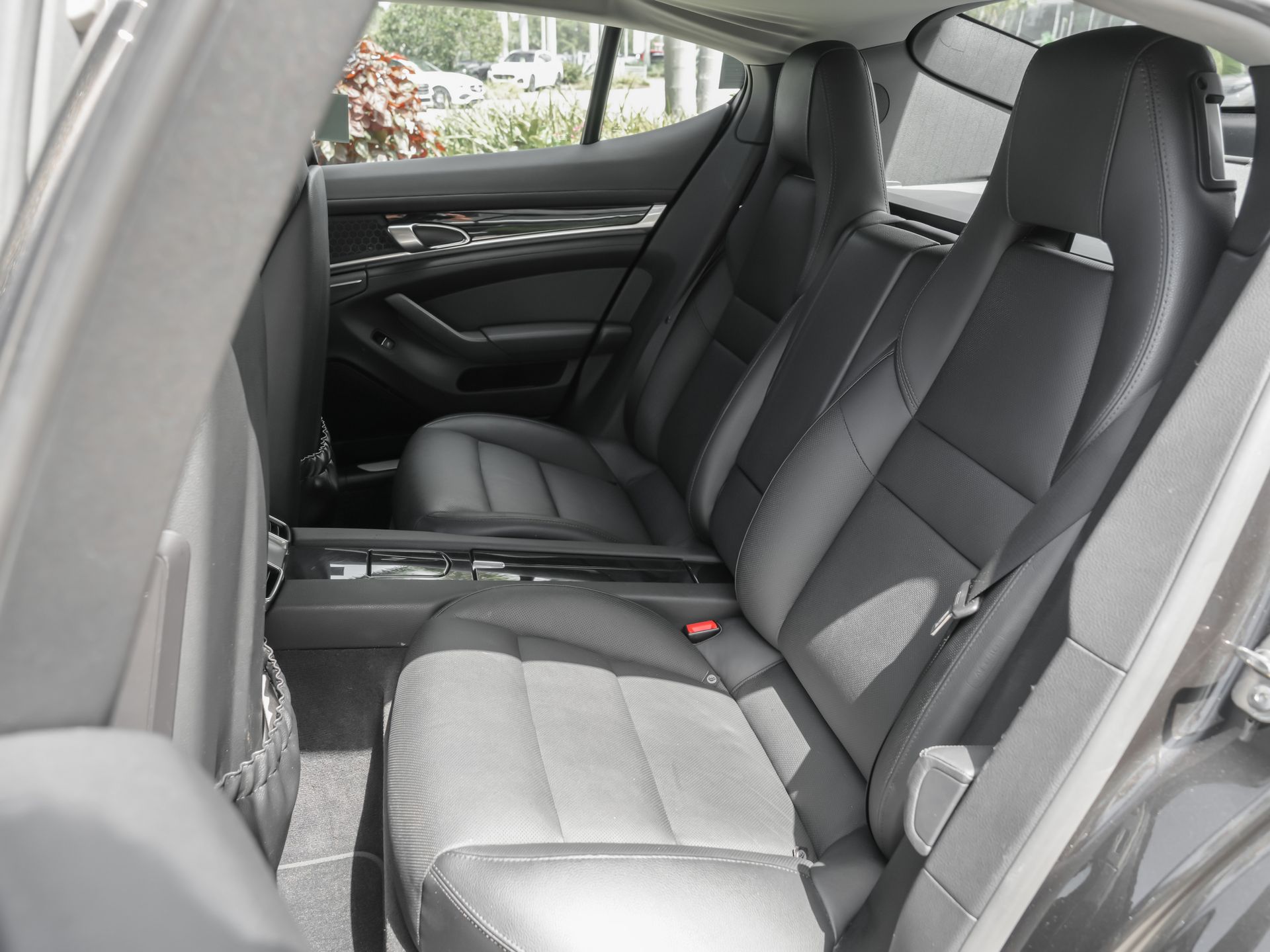 used 2014 Porsche Panamera car, priced at $25,000