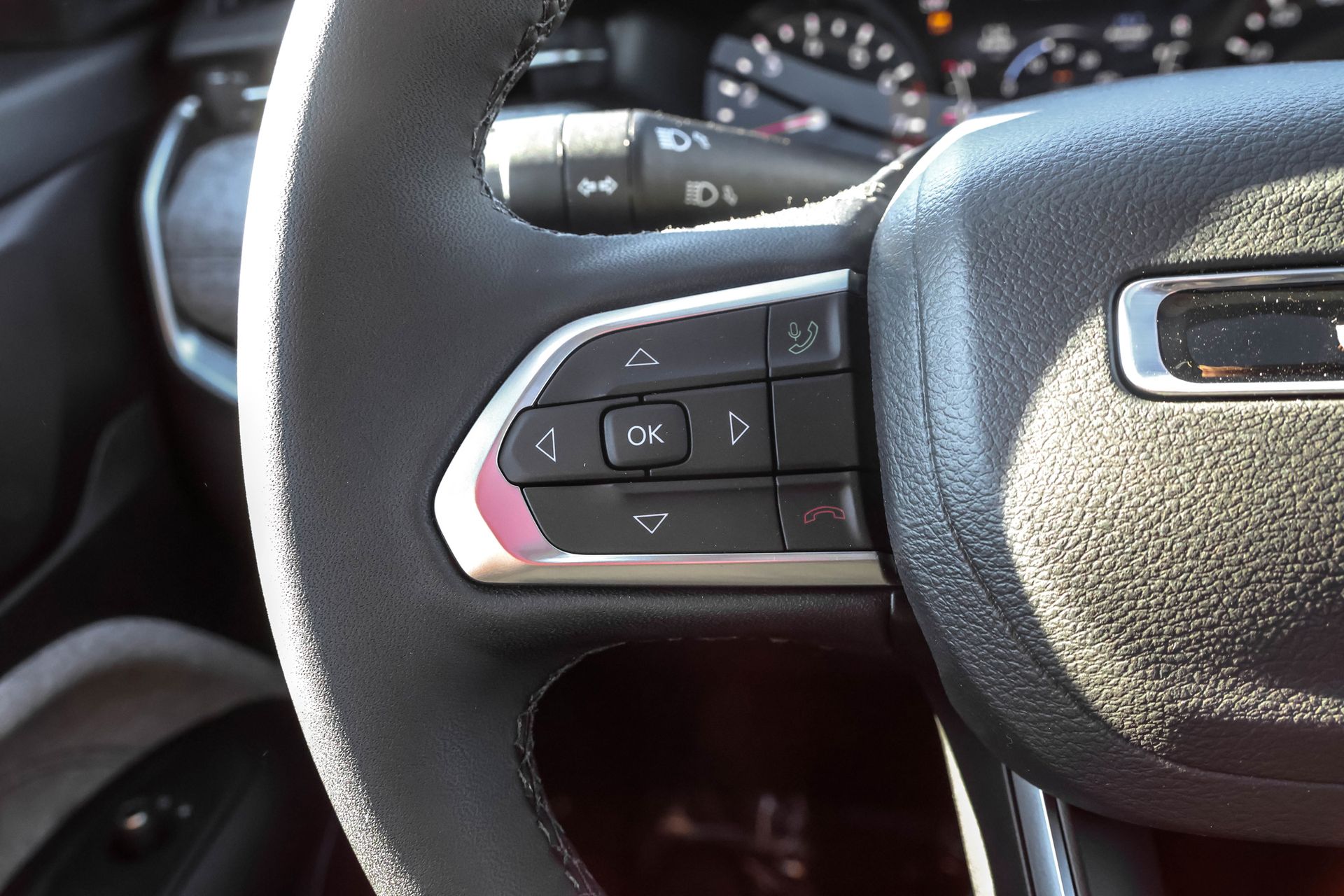 2025 JEEP COMPASS - Image 25