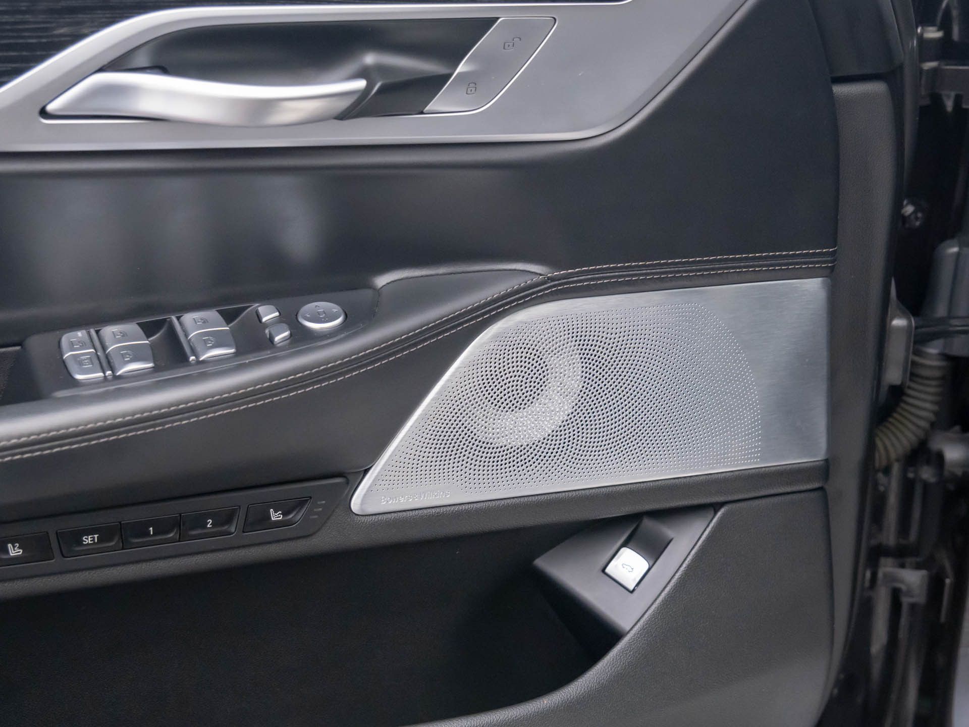2022 BMW 7-Series 750i xDrive photo