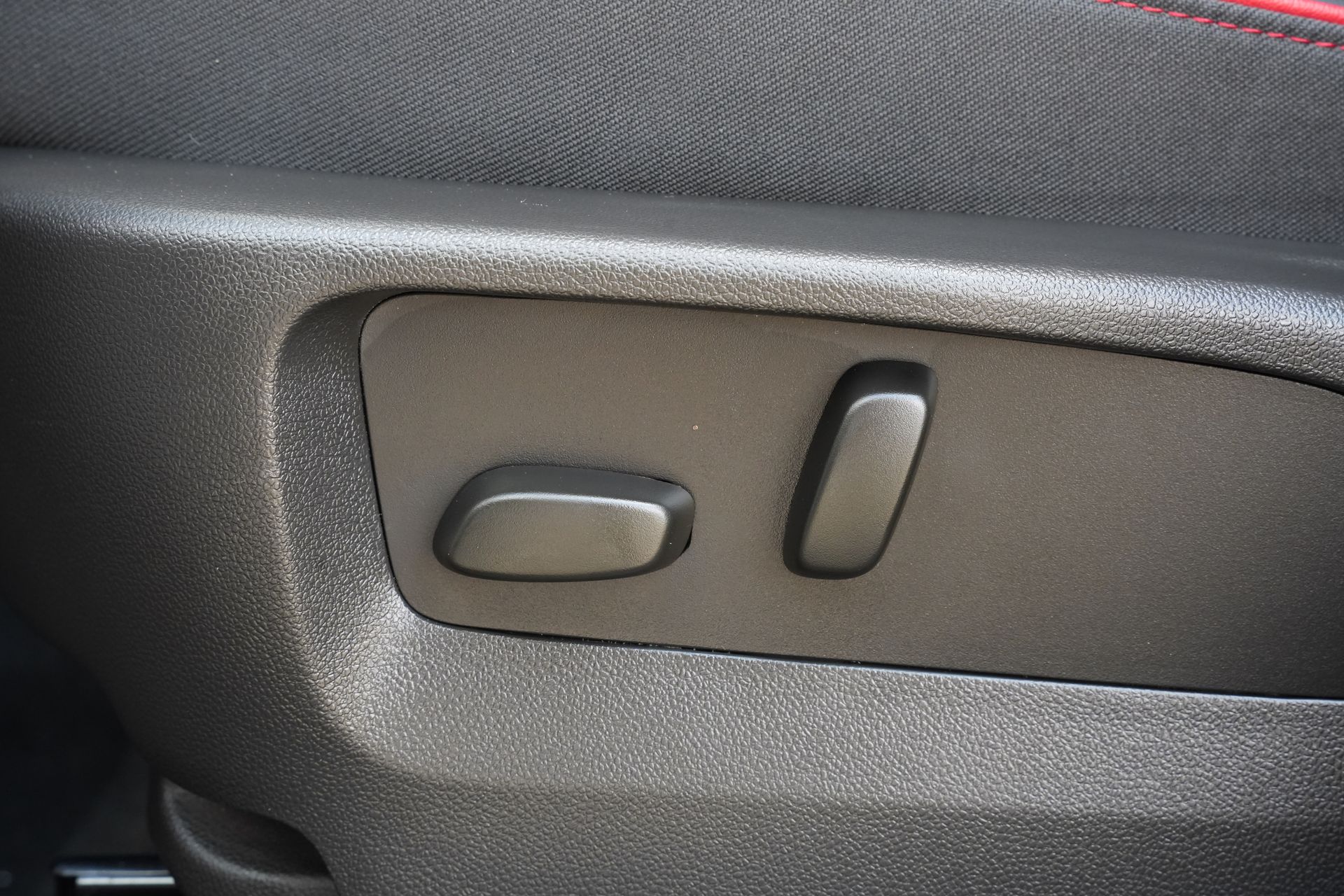 2023 Buick Envision Essence Gray at Toyota of Victoria
