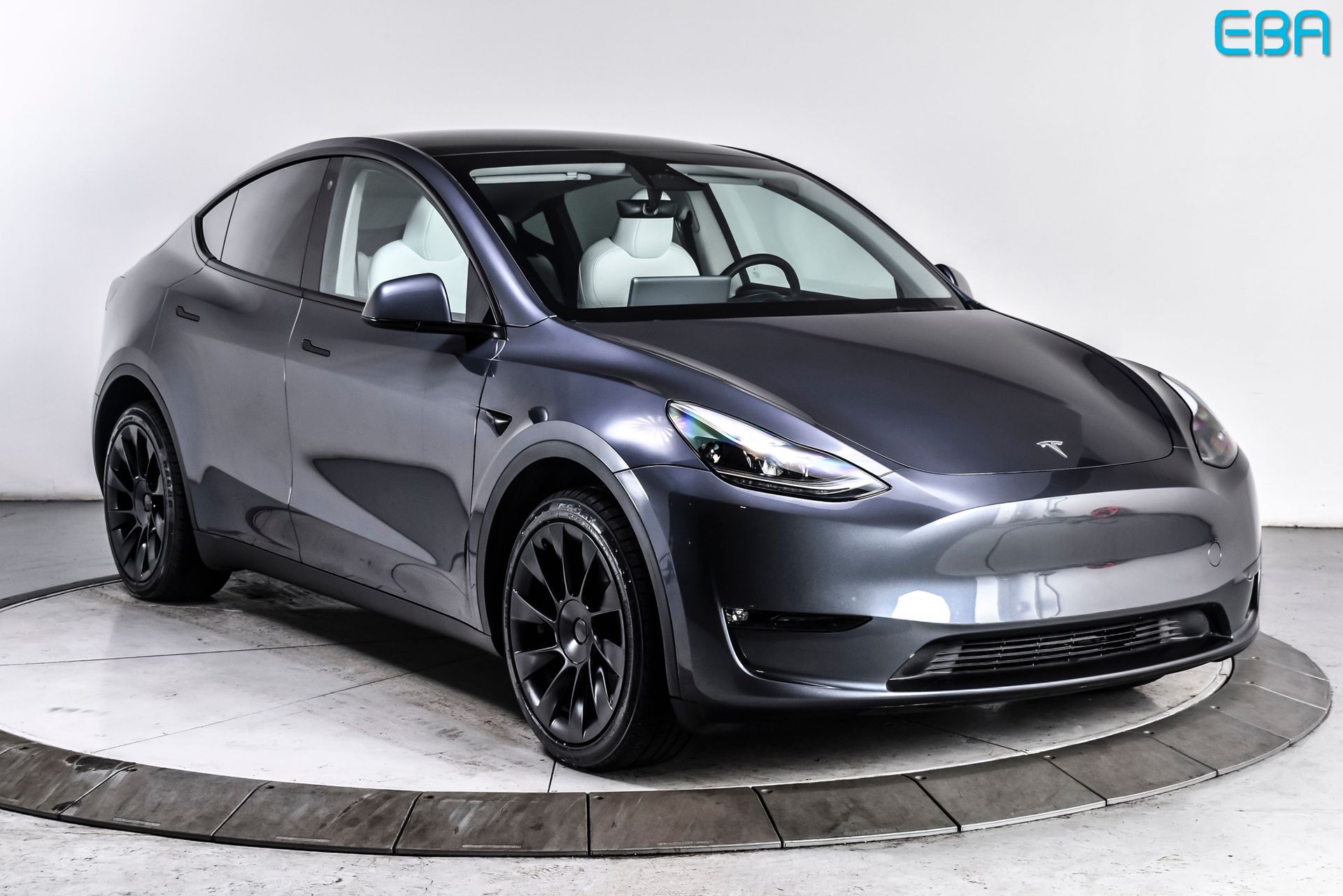 Midnight Silver Metallic 2023 Tesla Model Y Long Range AWD SUV / Crossover All-Wheel Drive 1-Speed Automatic