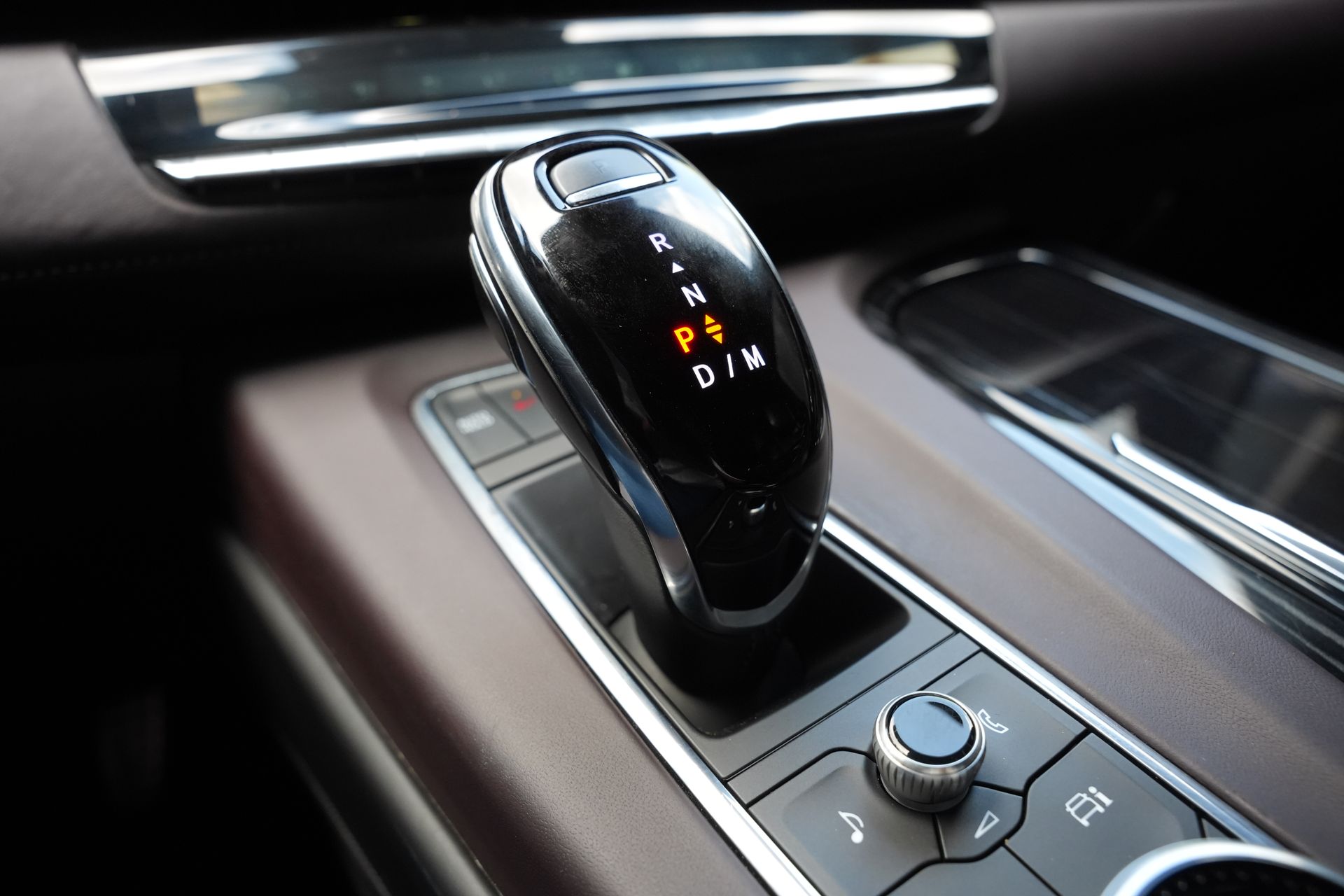 2024 Cadillac Escalade V-Series Silver at Central Houston Nissan