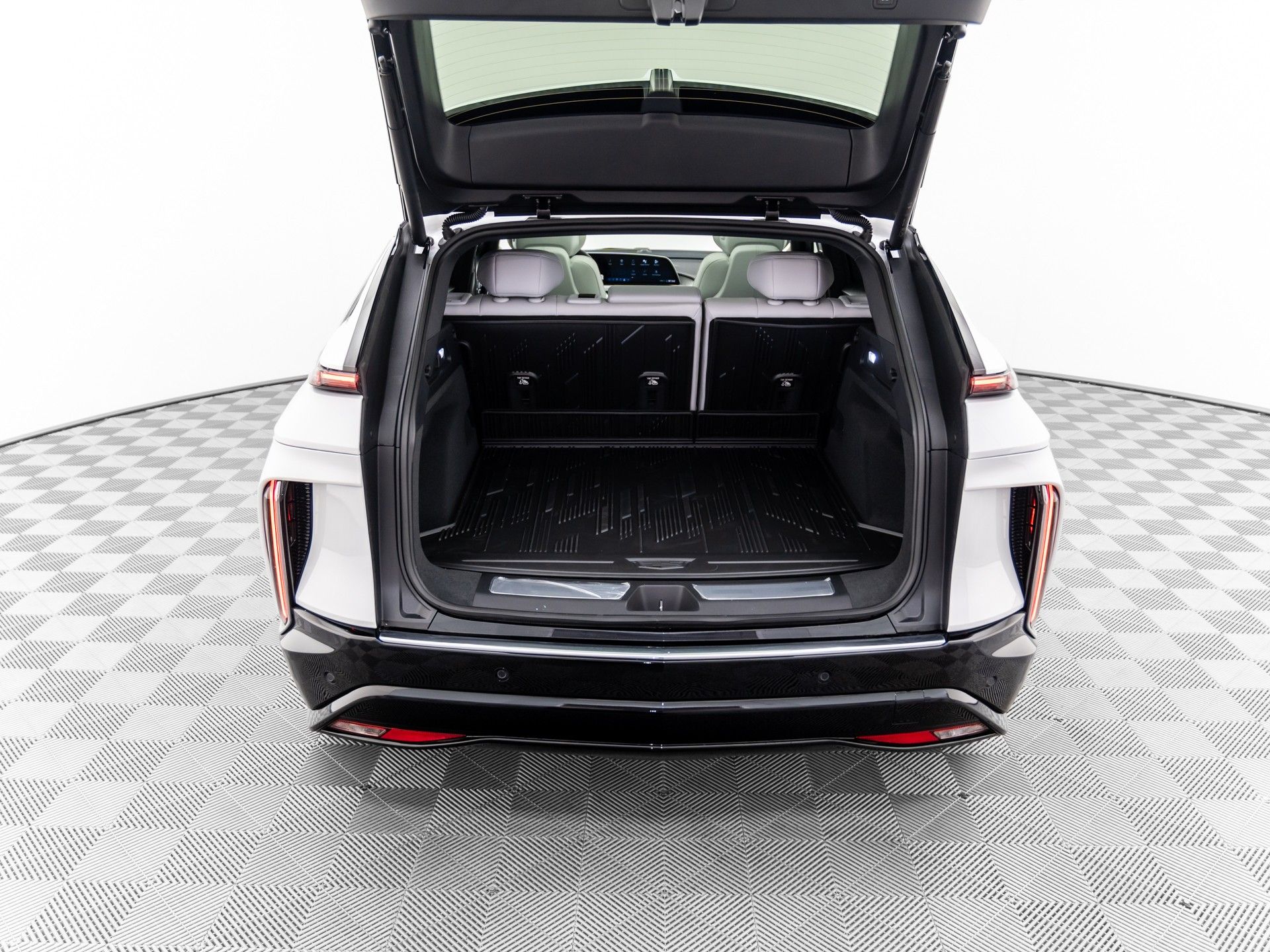 2025 Cadillac LYRIQ Luxury photo