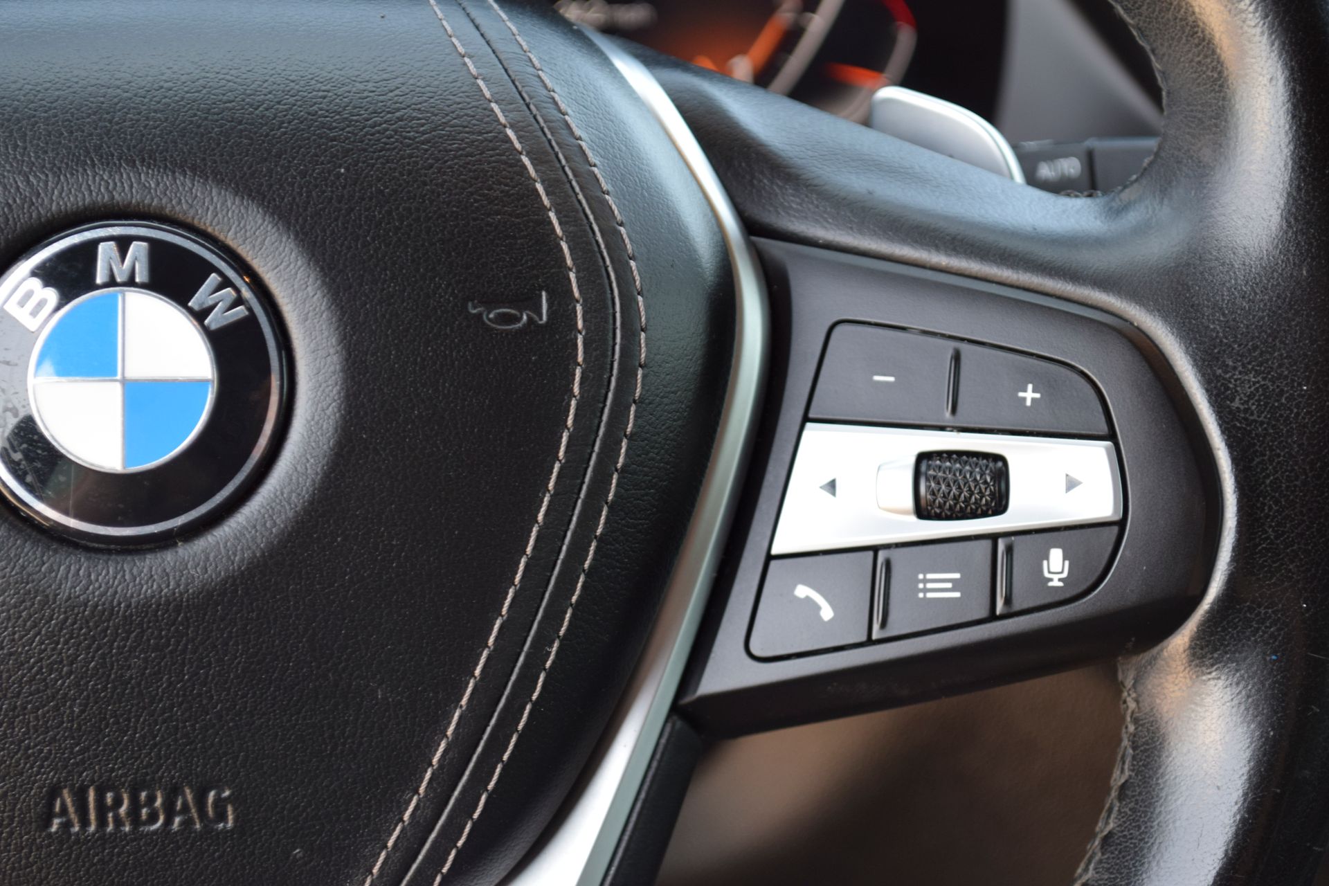 2019 BMW X5 xDrive40i White at Ultimate Motorsports