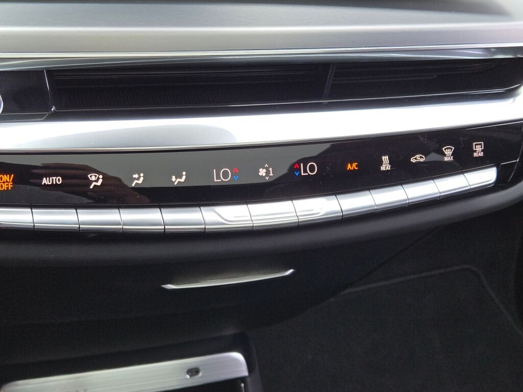 2025 Cadillac Lyriq Sport photo 31
