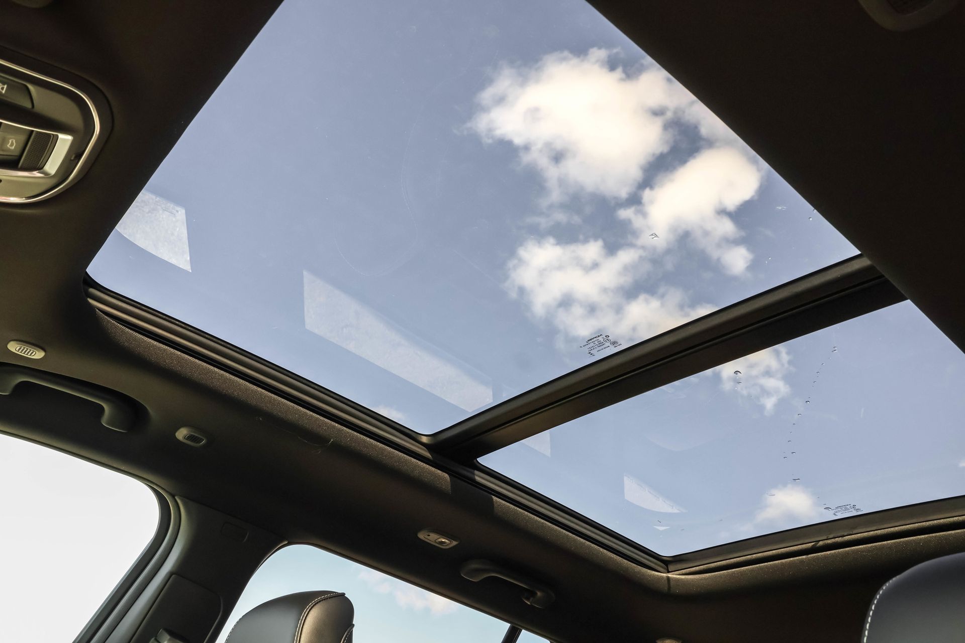 2025 JEEP GRAND CHEROKEE - Image 6