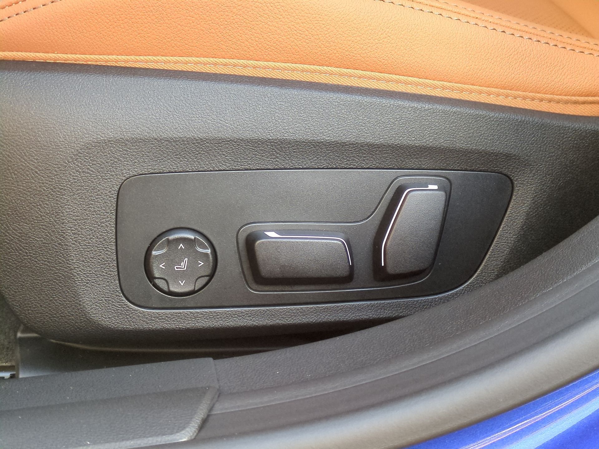 new 2025 BMW i4 car, priced at $76,365