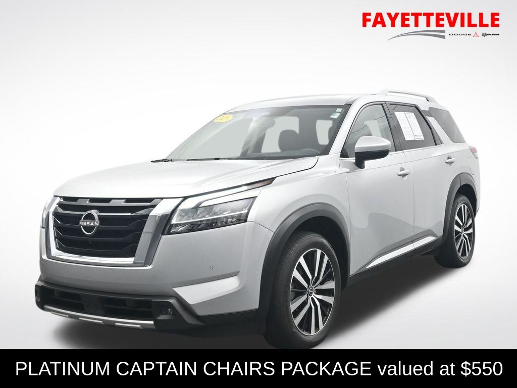 Brilliant Silver Metallic 2023 Nissan Pathfinder SUV / Crossover All-Wheel Drive 9-Speed Automatic