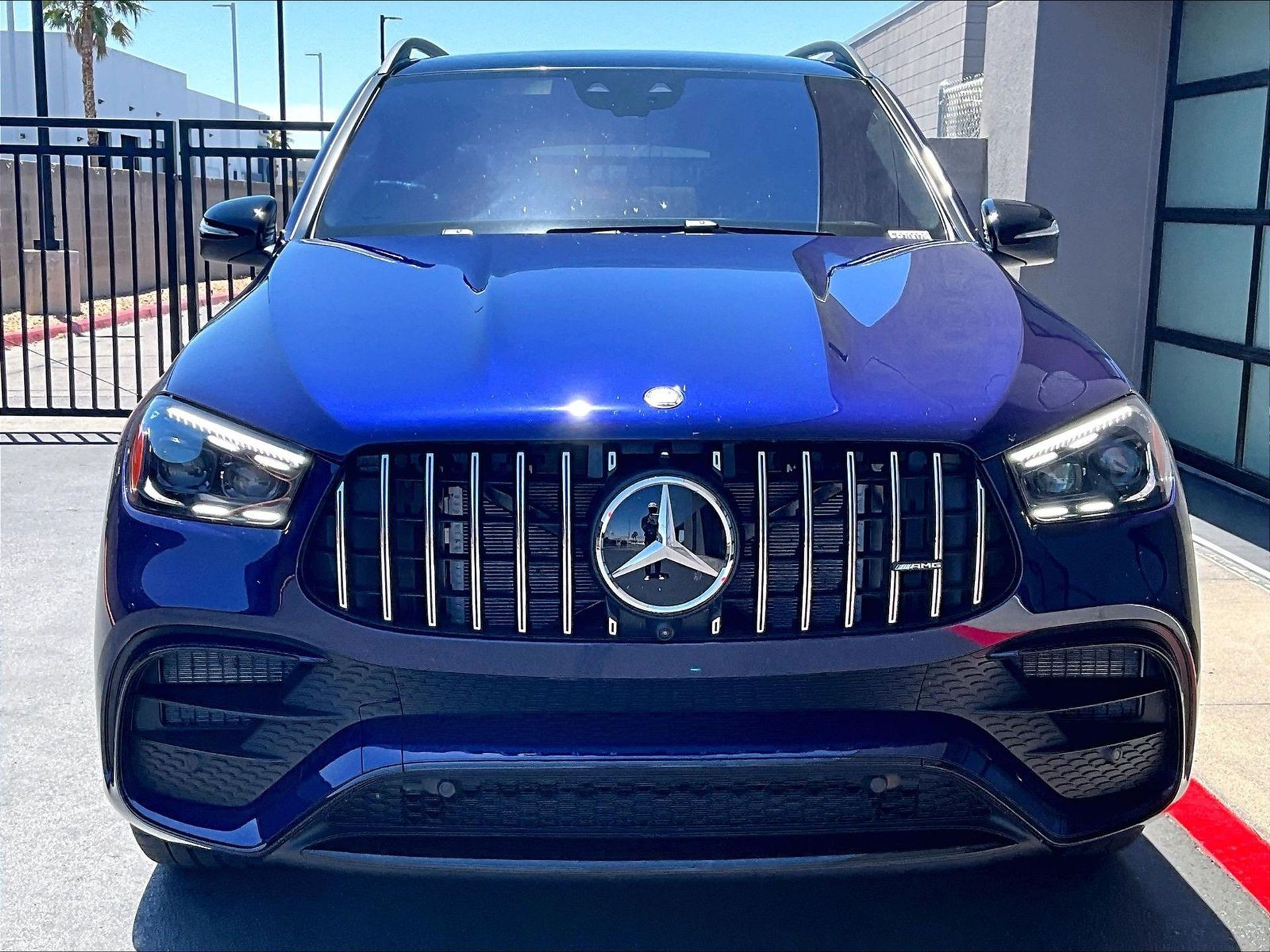 View vehicle photo 3