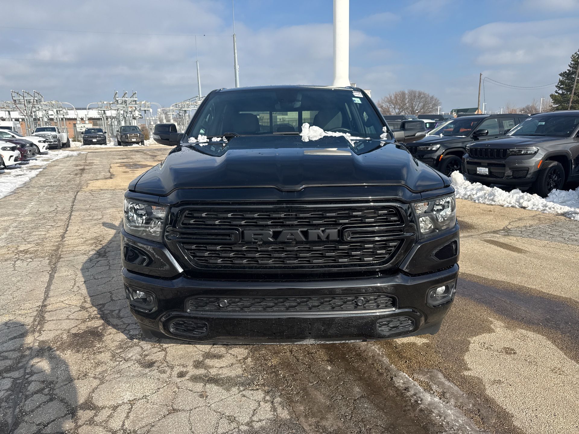 2023 RAM 1500 - Image 2