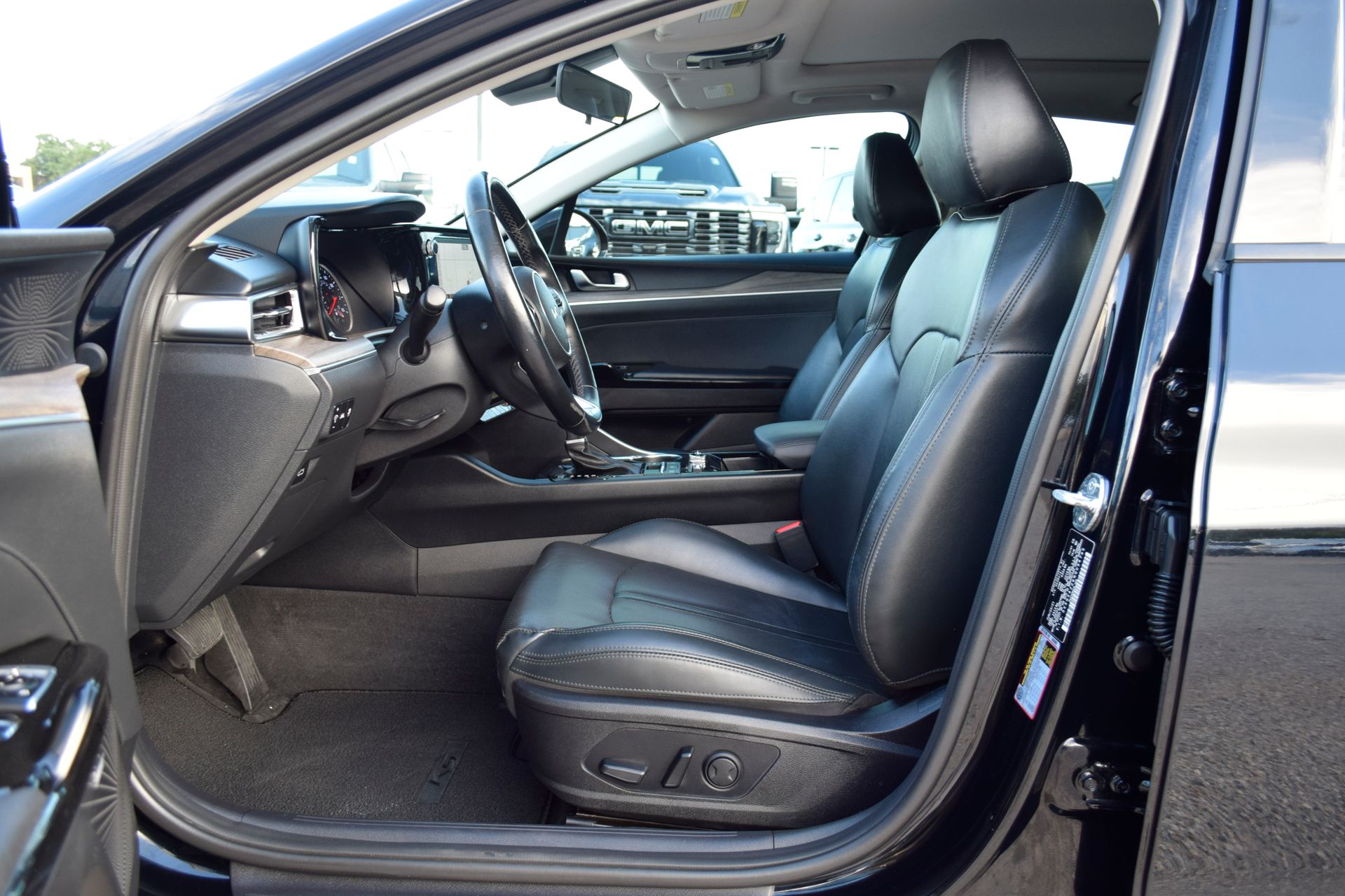 2022 Kia K5 EX Black at Community Toyota