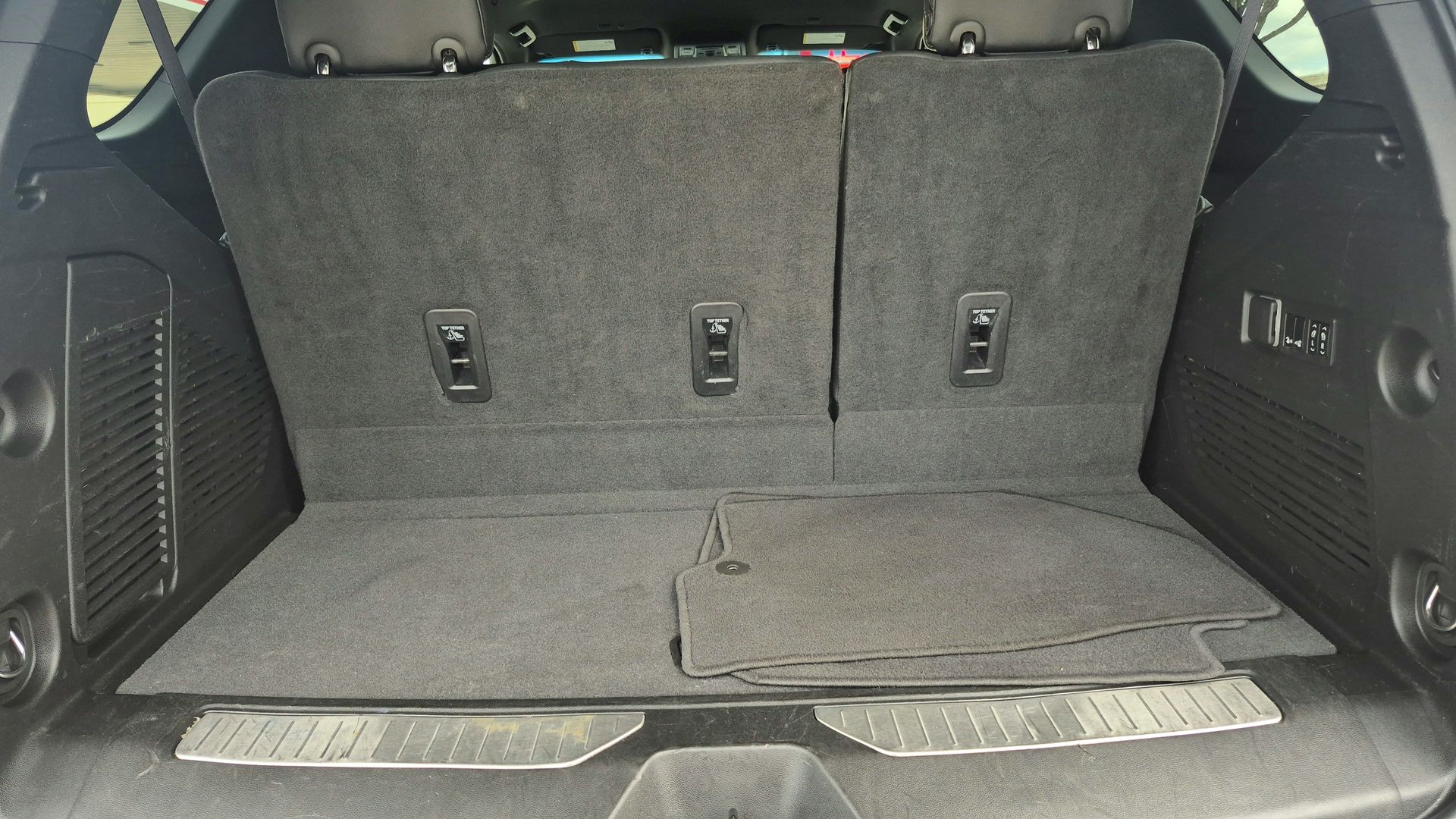 car-gallery-32