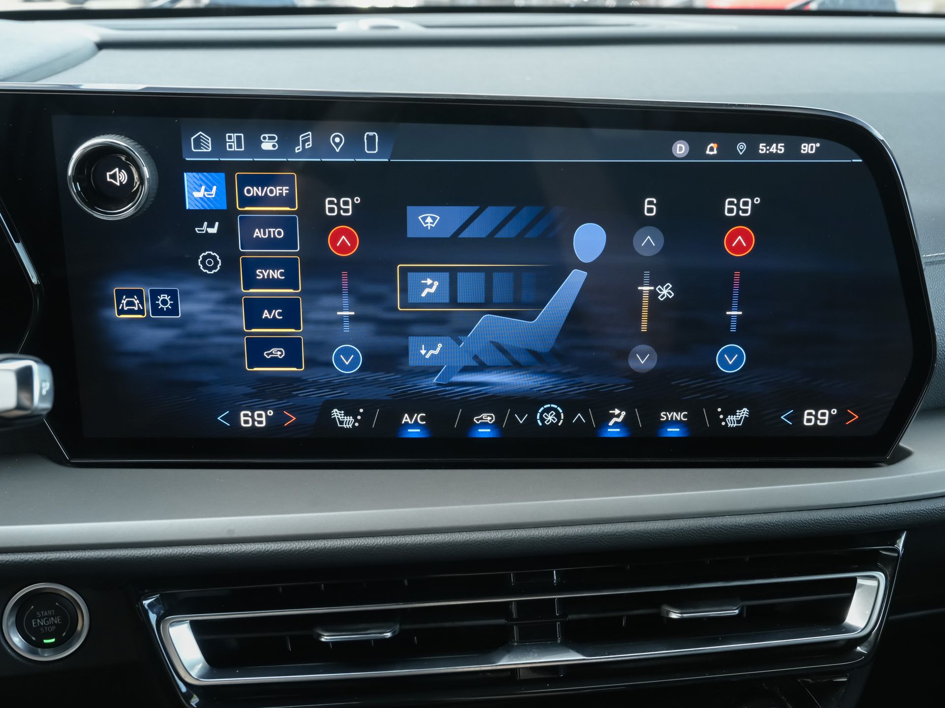 used 2024 Chevrolet Traverse car, priced at $31,500