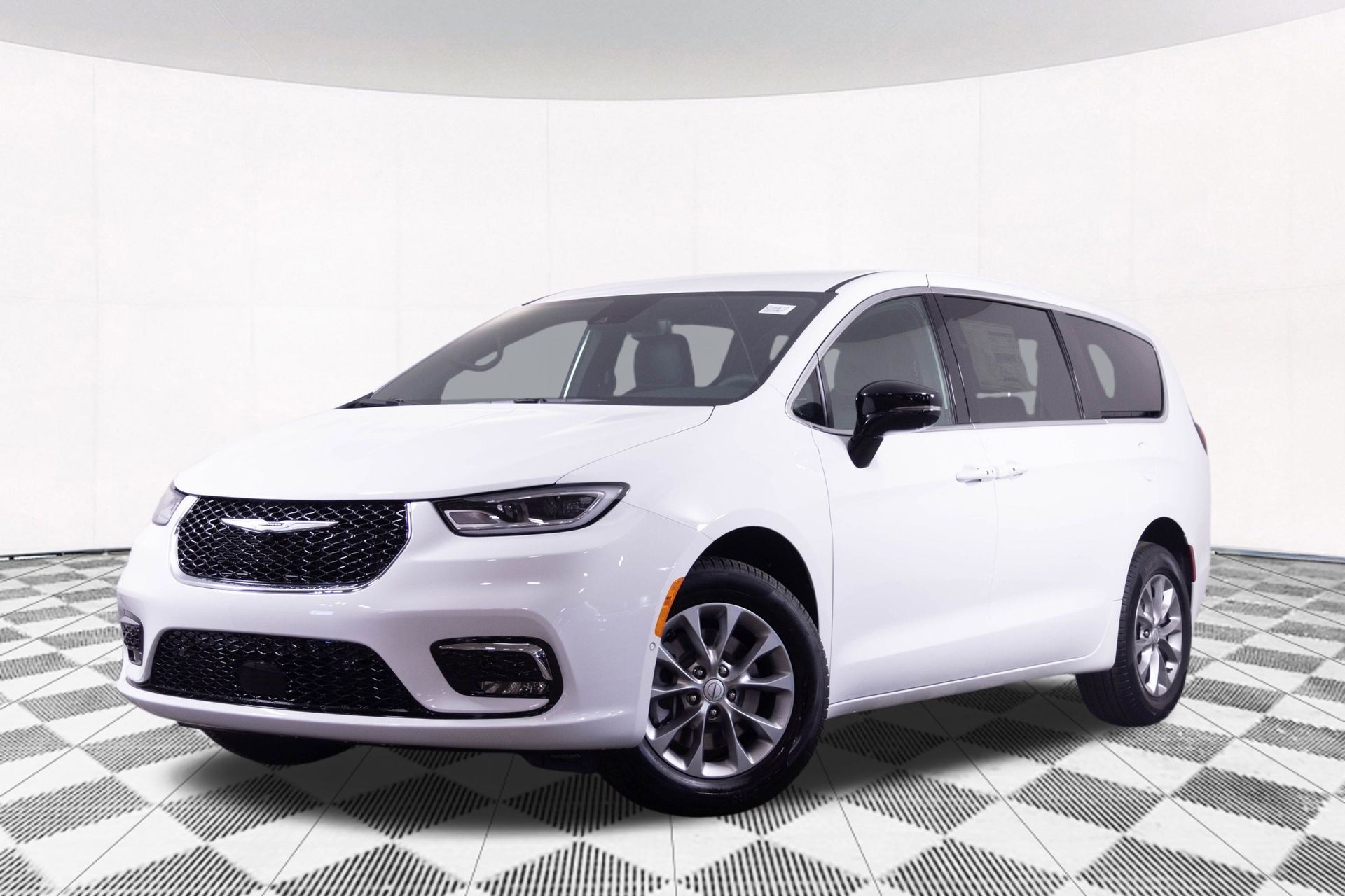 2026 CHRYSLER PACIFICA - Image 2