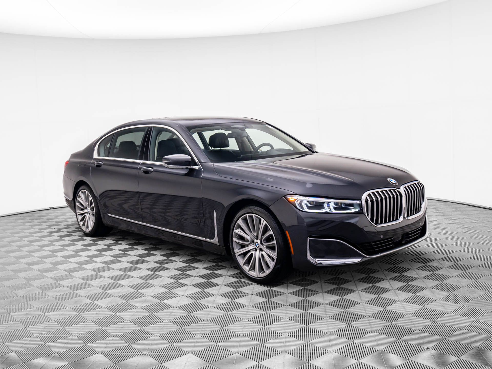 2022 BMW 7-Series 750i xDrive photo