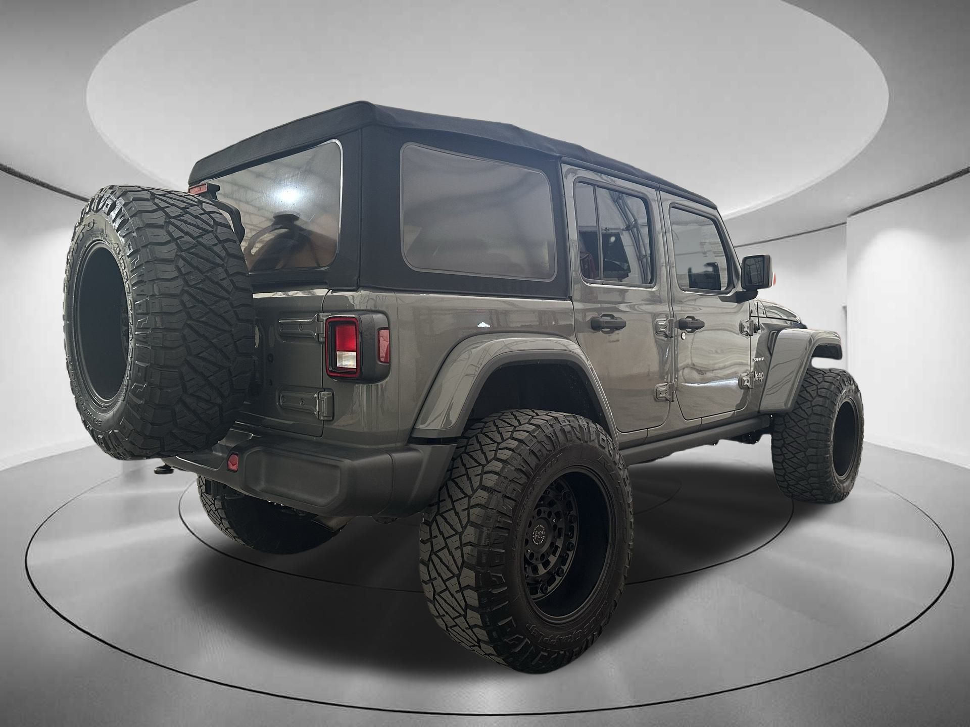 2018 Jeep Wrangler Unlimited Sahara 6