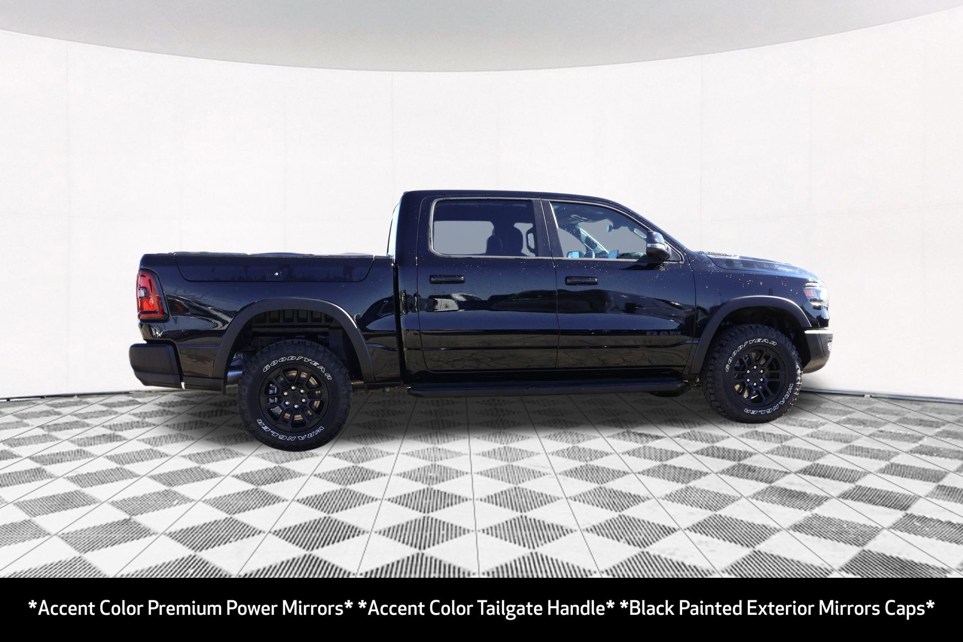 2026 RAM 1500 - Image 15