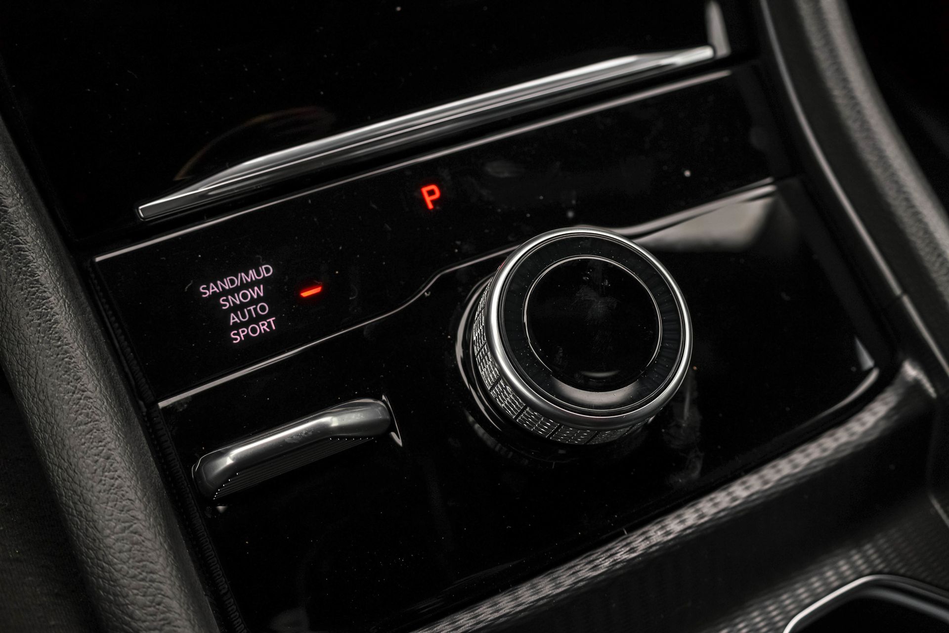 2025 JEEP GRAND CHEROKEE - Image 21