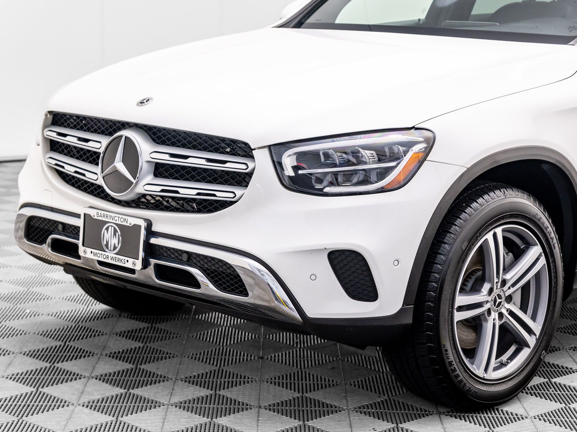 2021 Mercedes-Benz GLC GLC 300 photo