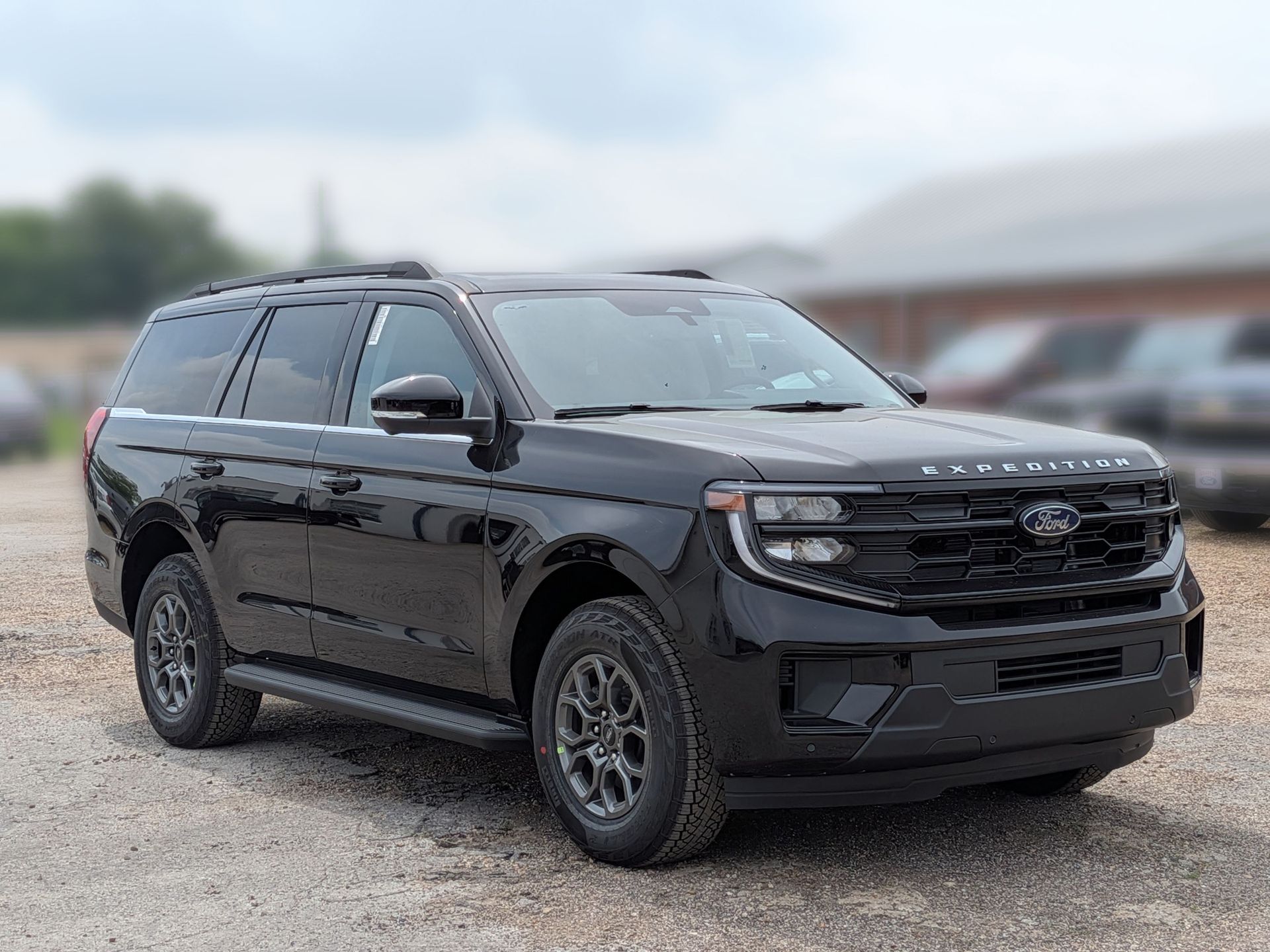 2026 Ford Expedition Active - 6