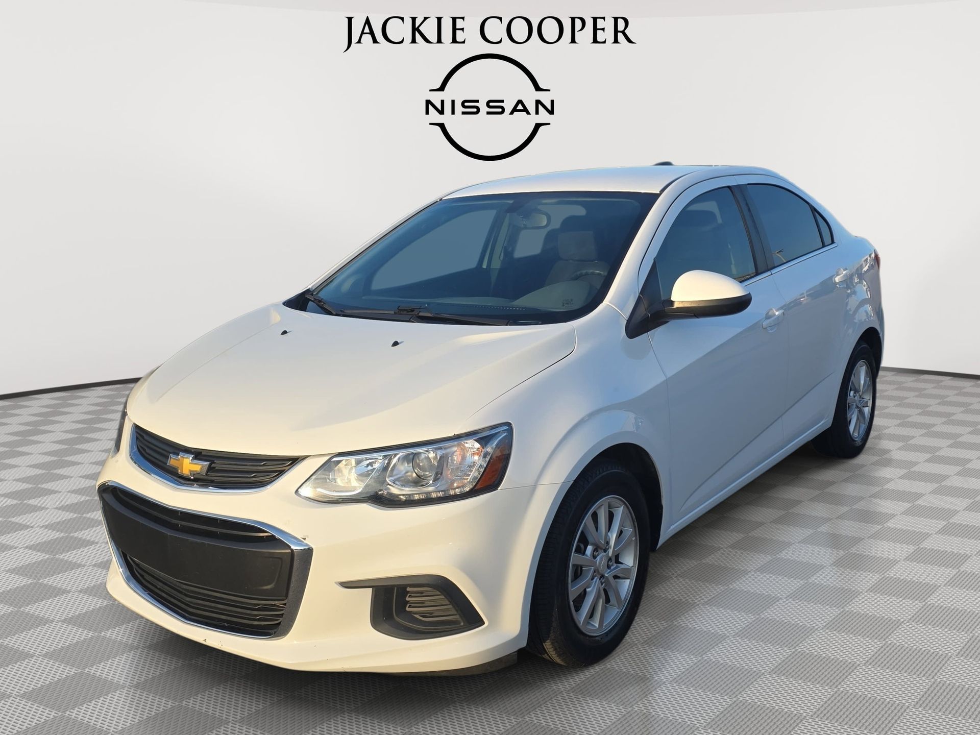 Summit White 2020 Chevrolet Sonic LT Sedan FWD Sedan Front-Wheel Drive 6-Speed Automatic