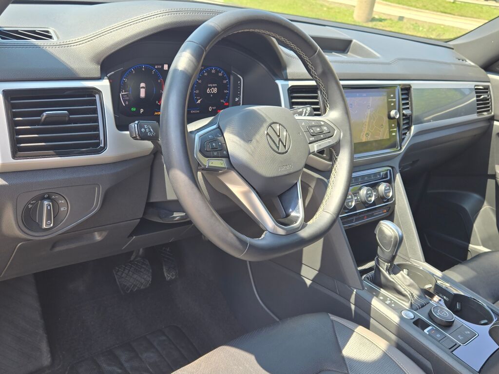 2021 Volkswagen Atlas Cross Sport SE Premium photo 23