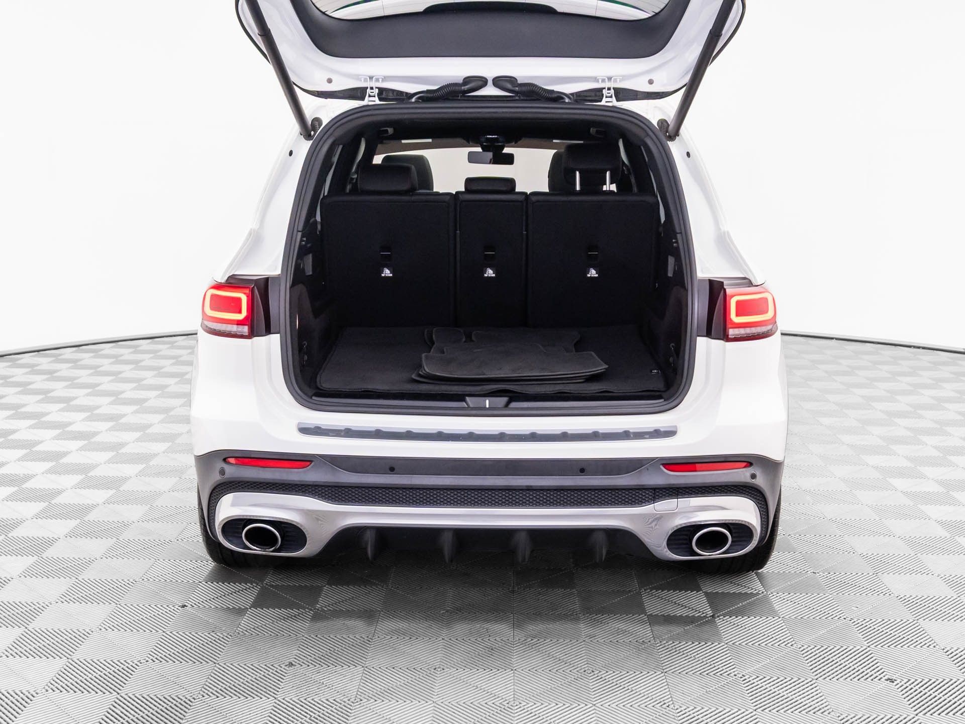 2022 Mercedes-Benz GLB GLB 35 AMG photo