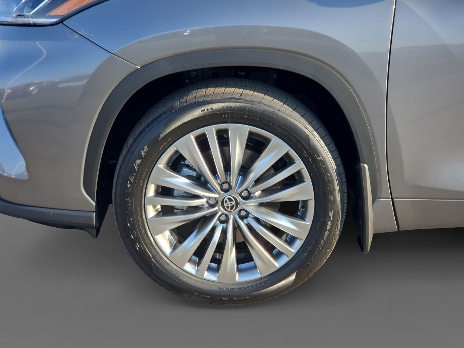 New 2026 Toyota Highlander SUV