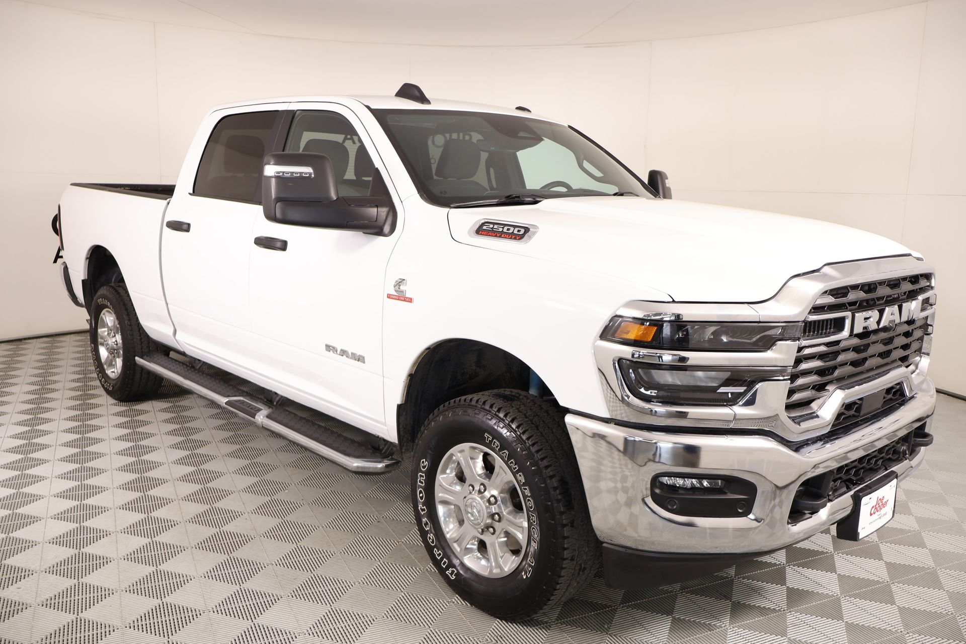 2025 RAM 2500 Big Horn Crew Cab 4WD