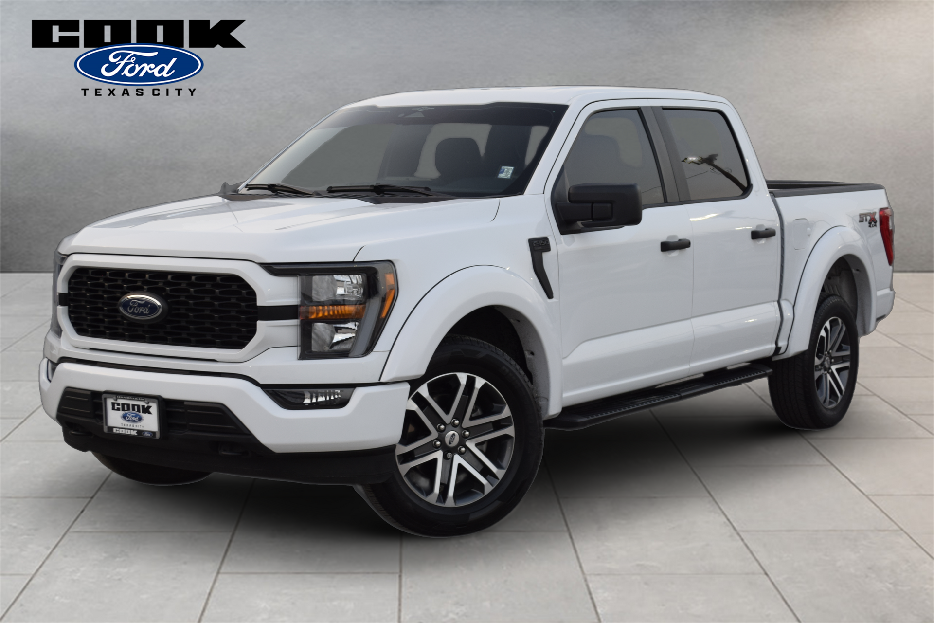2023 Ford F-150 XL - 0