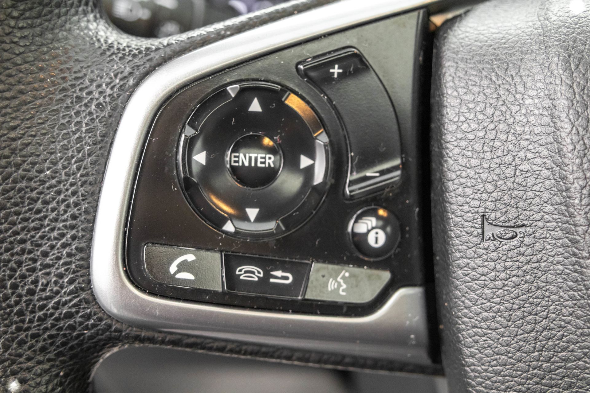 2020 HONDA CR-V - Image 18