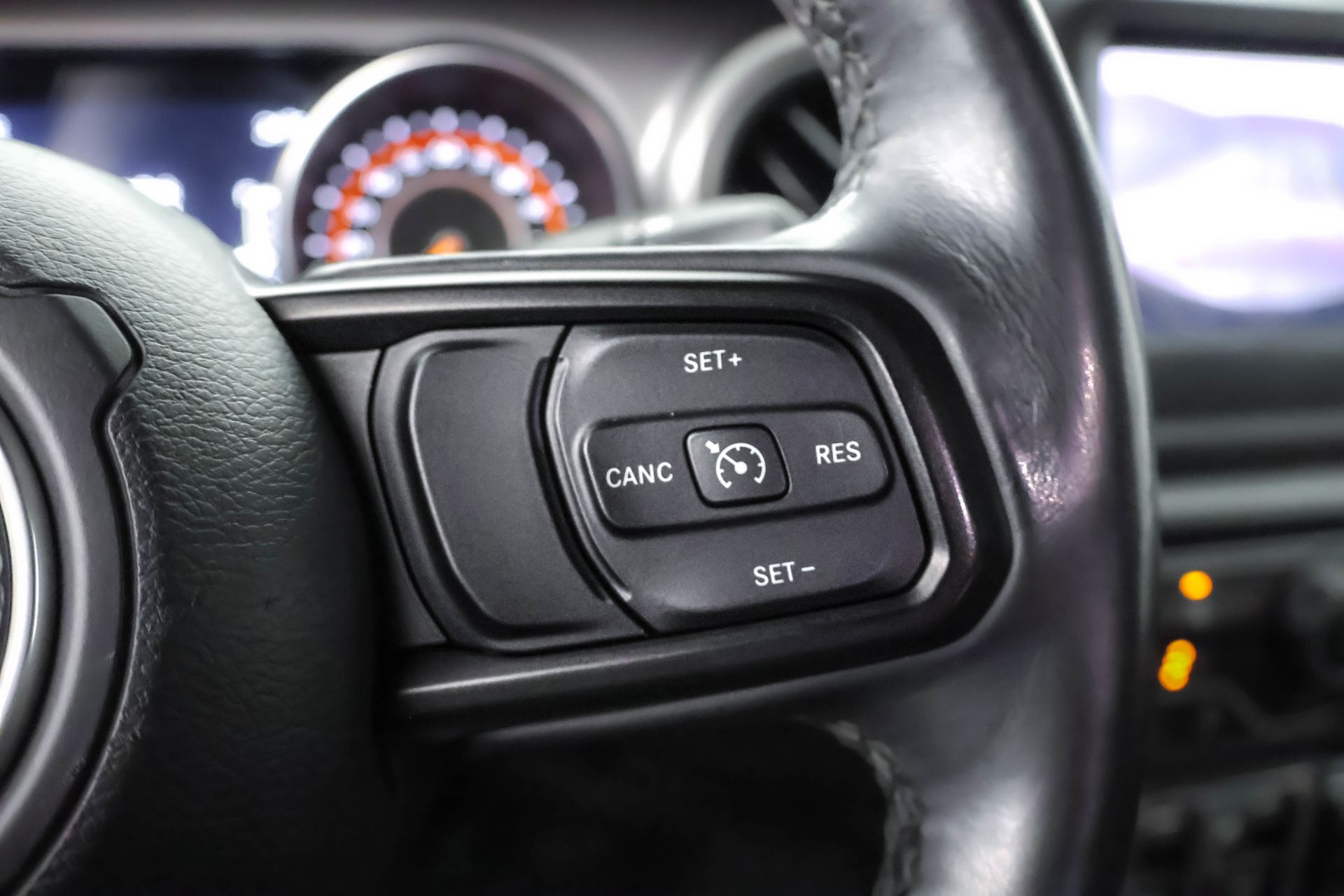 2021 JEEP WRANGLER - Image 32