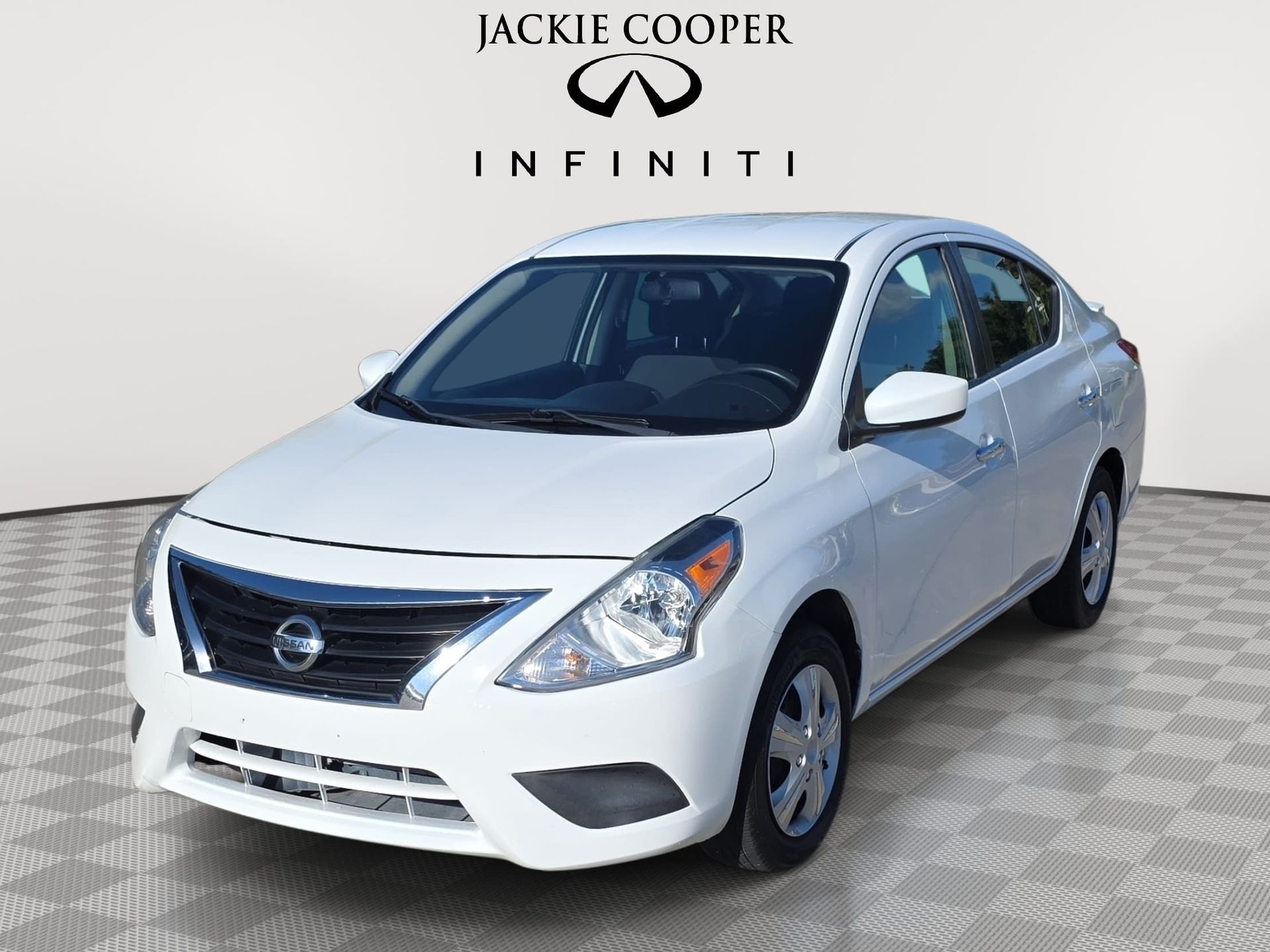 White (Fresh Powder) 2019 Nissan Versa Sedan Front-Wheel Drive Continuously Variable Transmission