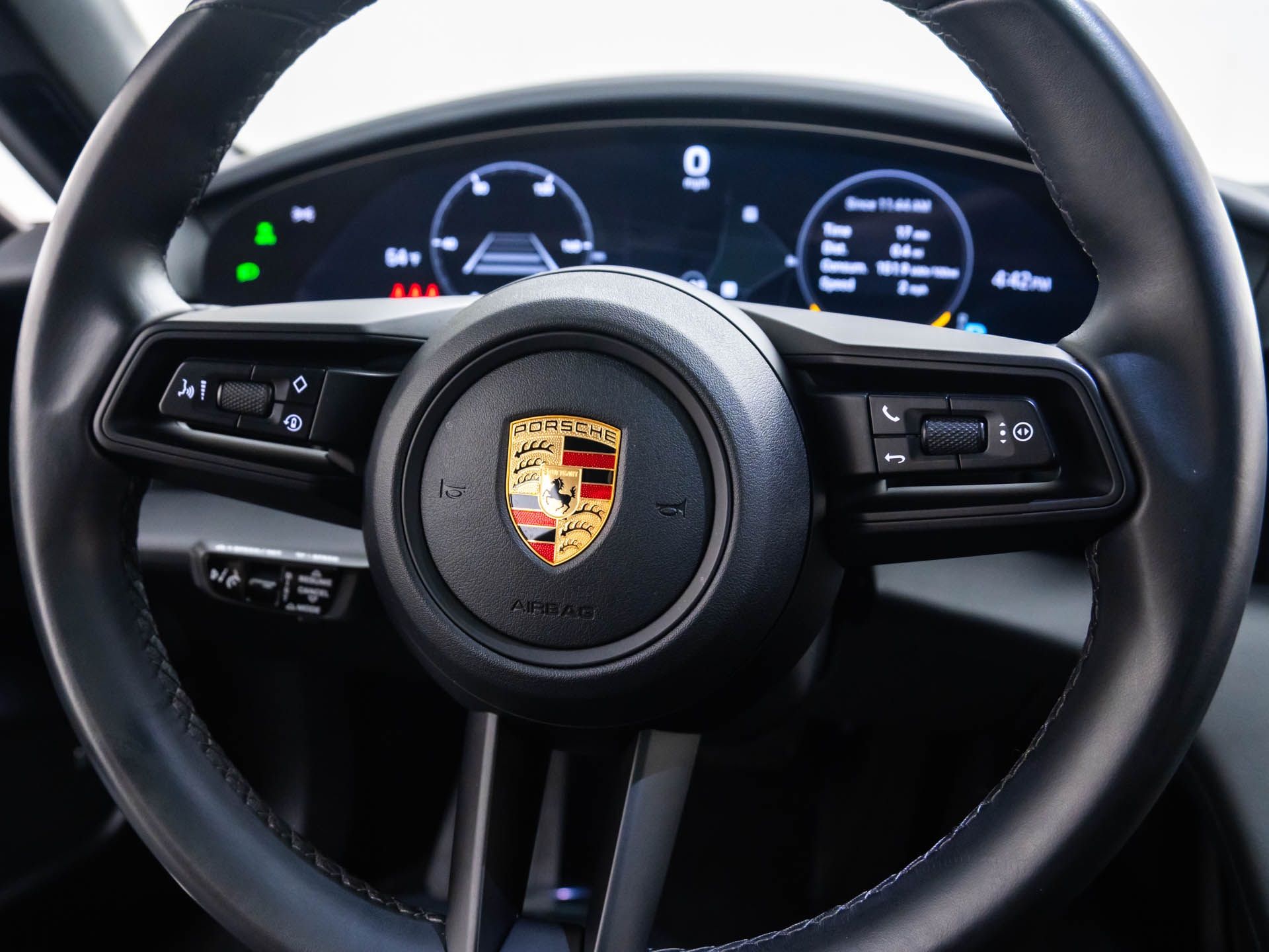 2022 Porsche Taycan  photo
