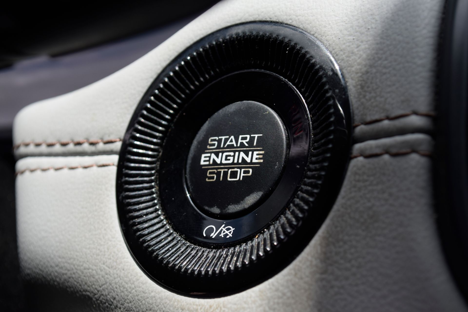 2022 Jeep Compass Limited White at Texan Dodge Chrysler Jeep Ram