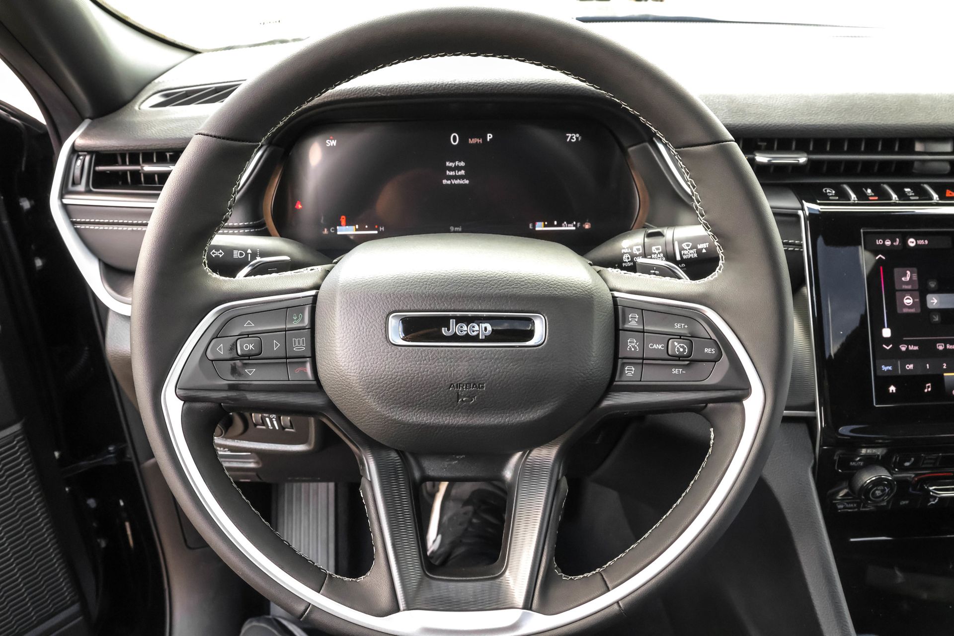 2025 JEEP GRAND CHEROKEE - Image 27