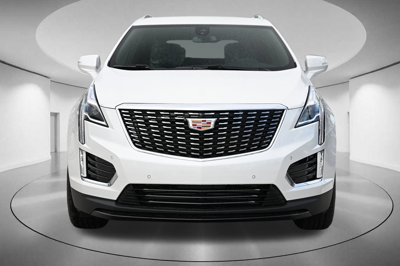 2024 Cadillac XT5 Luxury 8