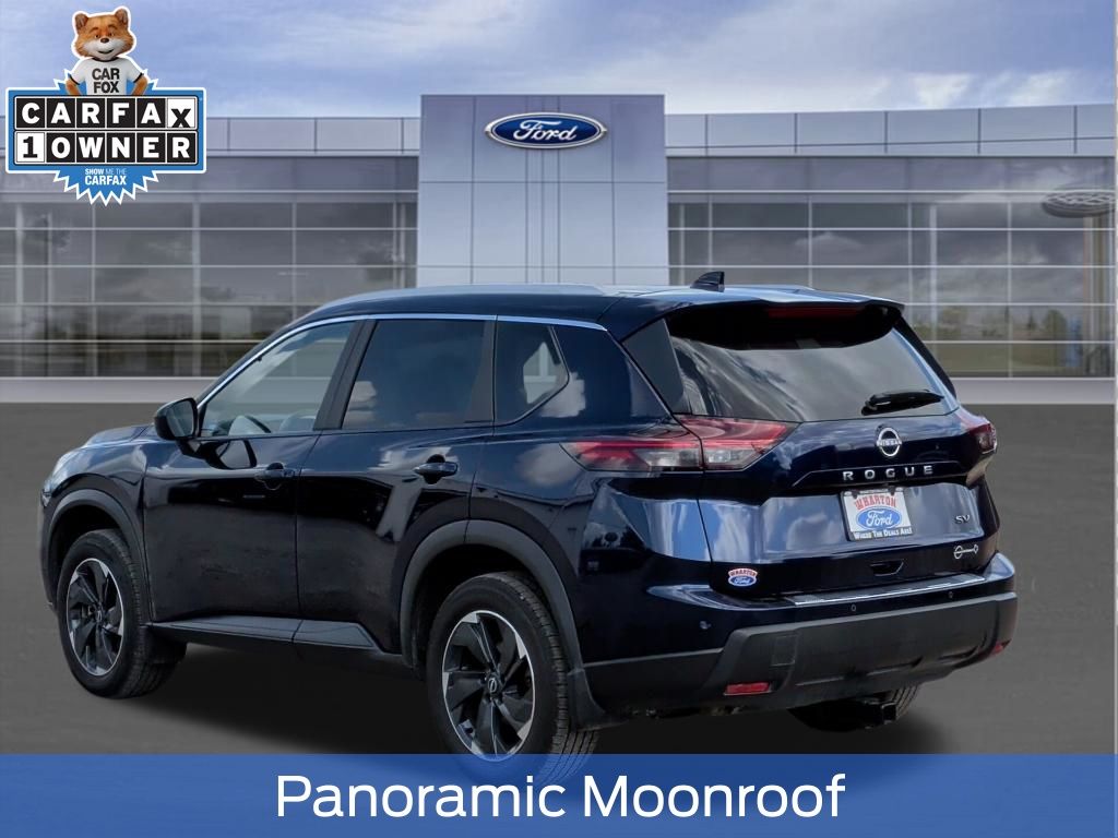 2024 Nissan Rogue SV - 3