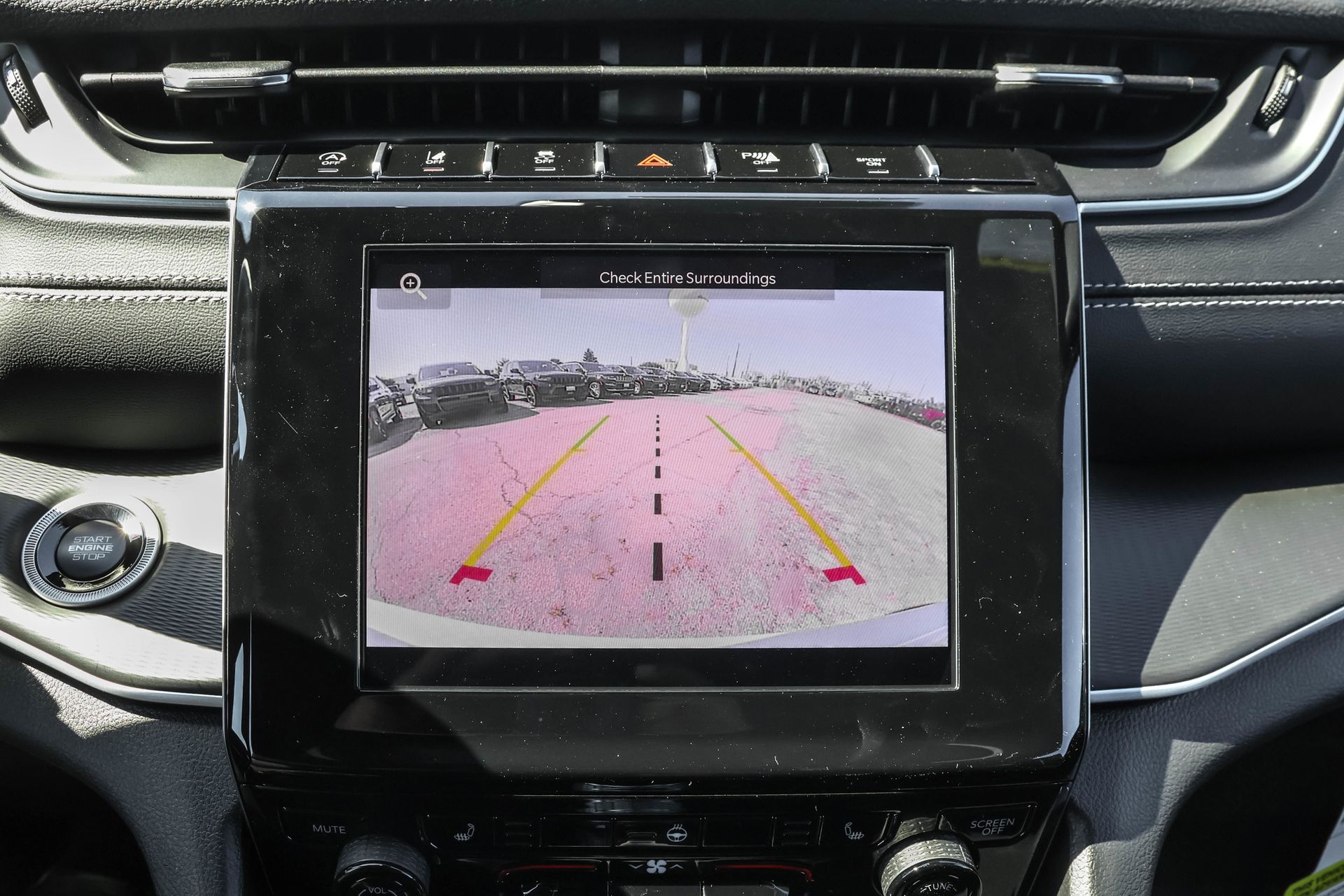 2025 JEEP GRAND CHEROKEE - Image 16